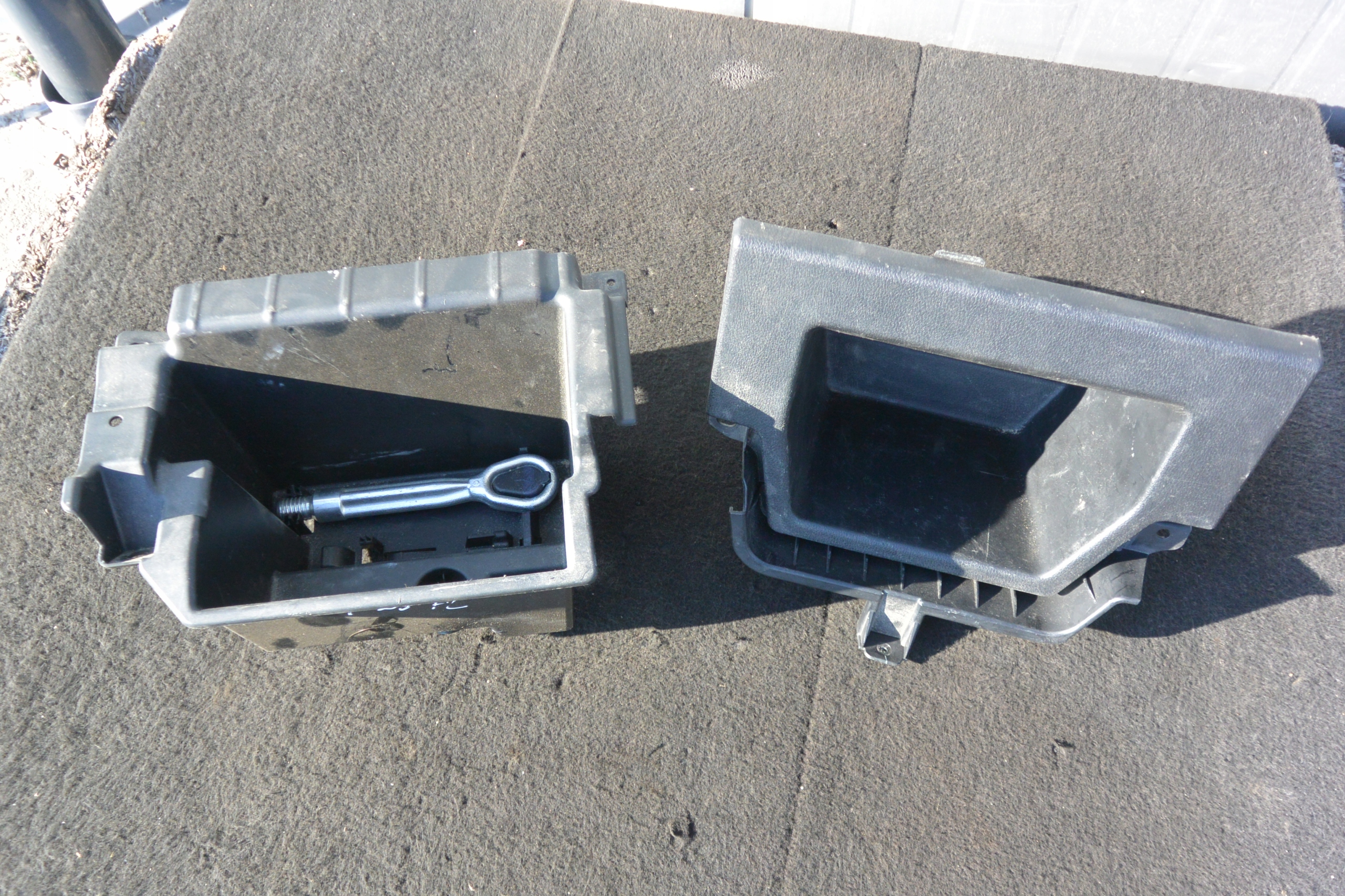 boot floor well passenger compartment tow BMW X3 F25
