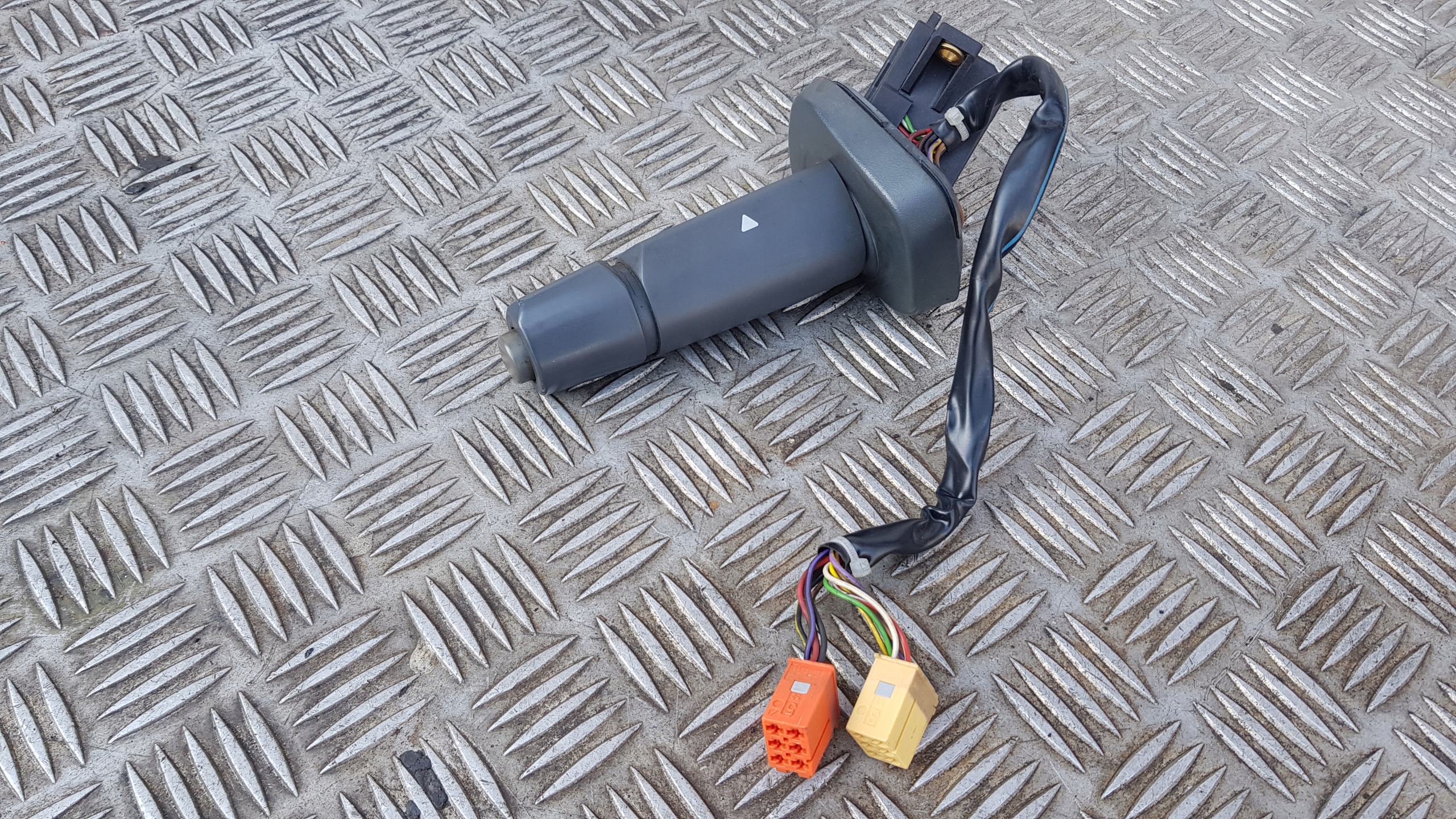 MAN TGX Interrupteur commande phares feux 81255090128
