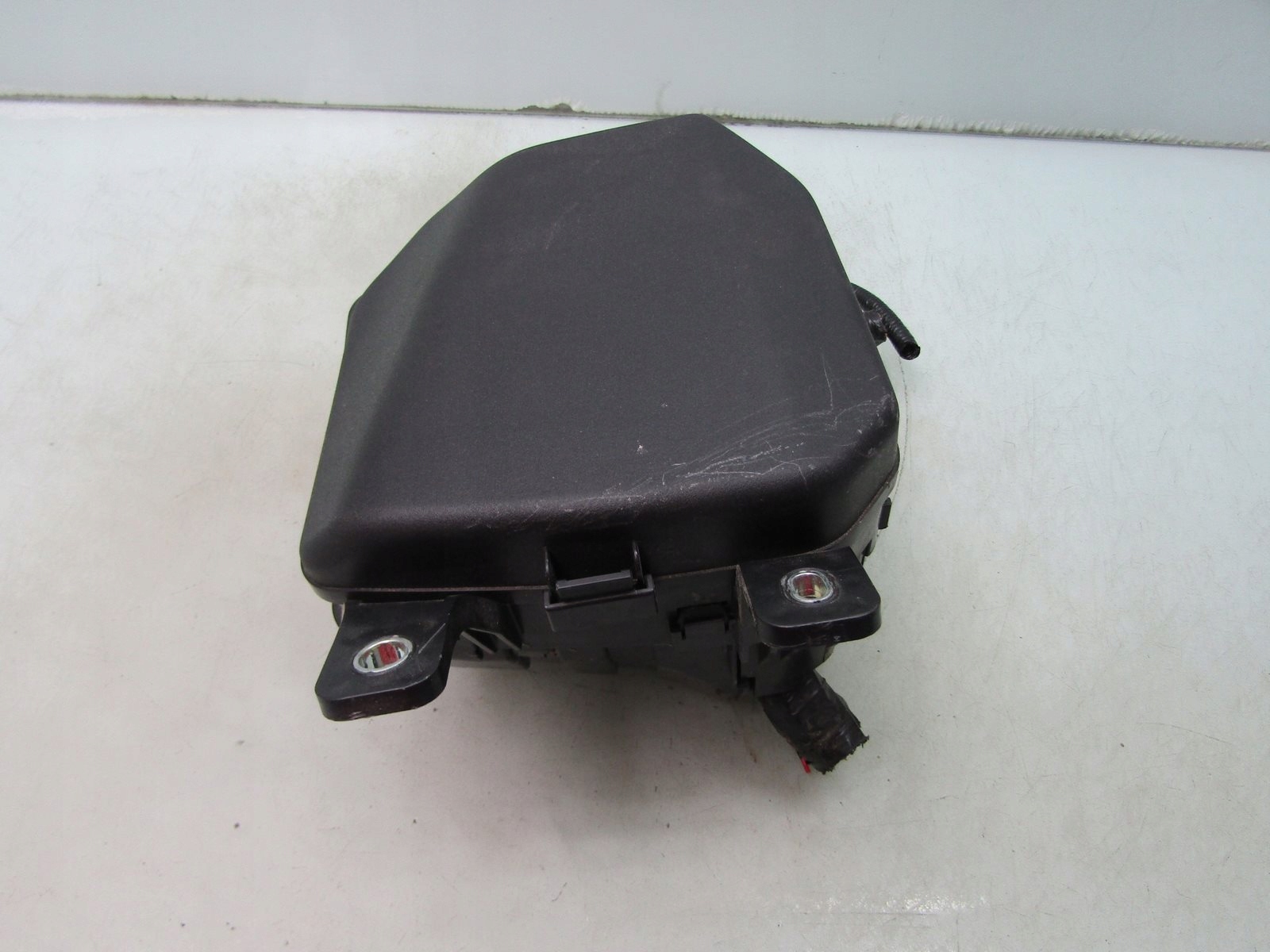 mazda CX-30 2.0 21R блок предохранителей коробка корпус