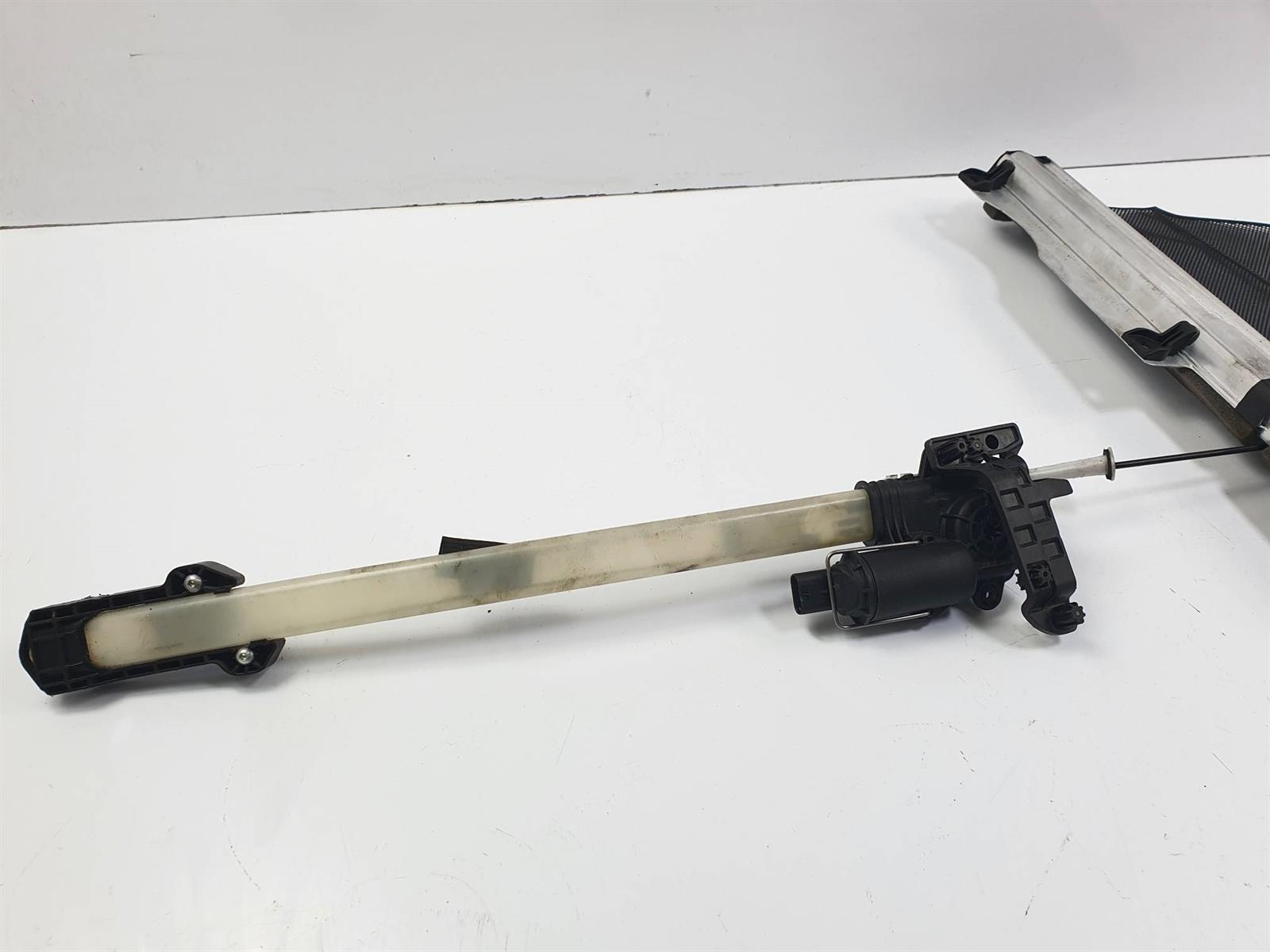 ROLETA 4H0861333Q AUDI A8 D4 PRZED LIFT Producent Audi oe