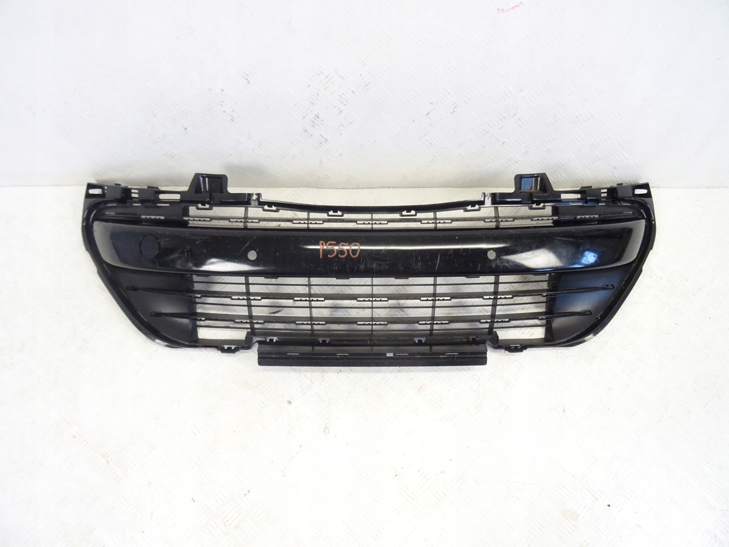 PEUGEOT RCZ central grid of a bumper front front