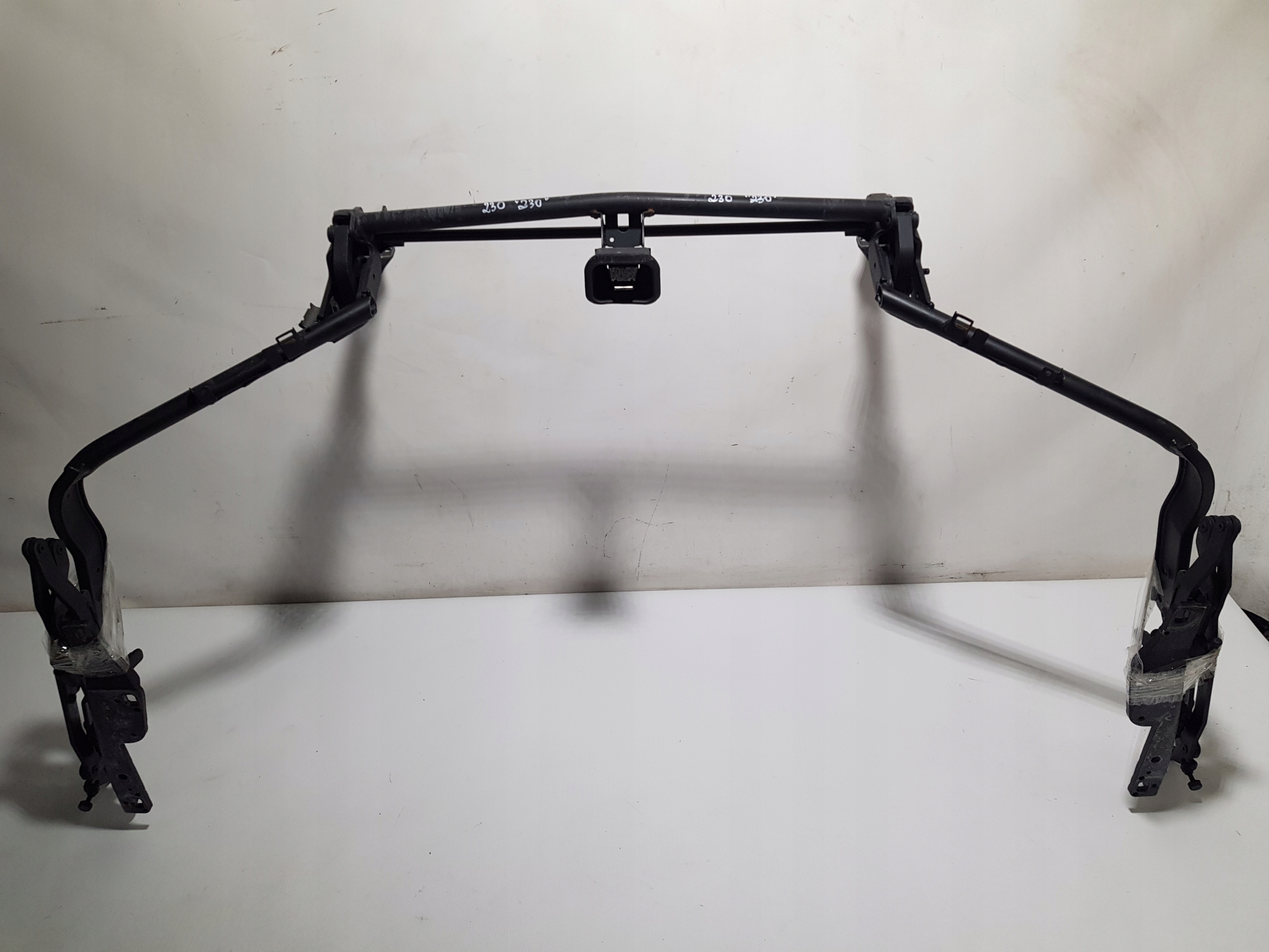 support mécanisme toit du capot MERCEDES SL R230 W230