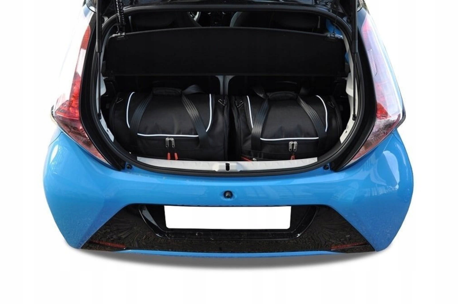 J&j Automotive Sada 2ks cestovných tašiek Sport pre Toyota Aygo 2014+
