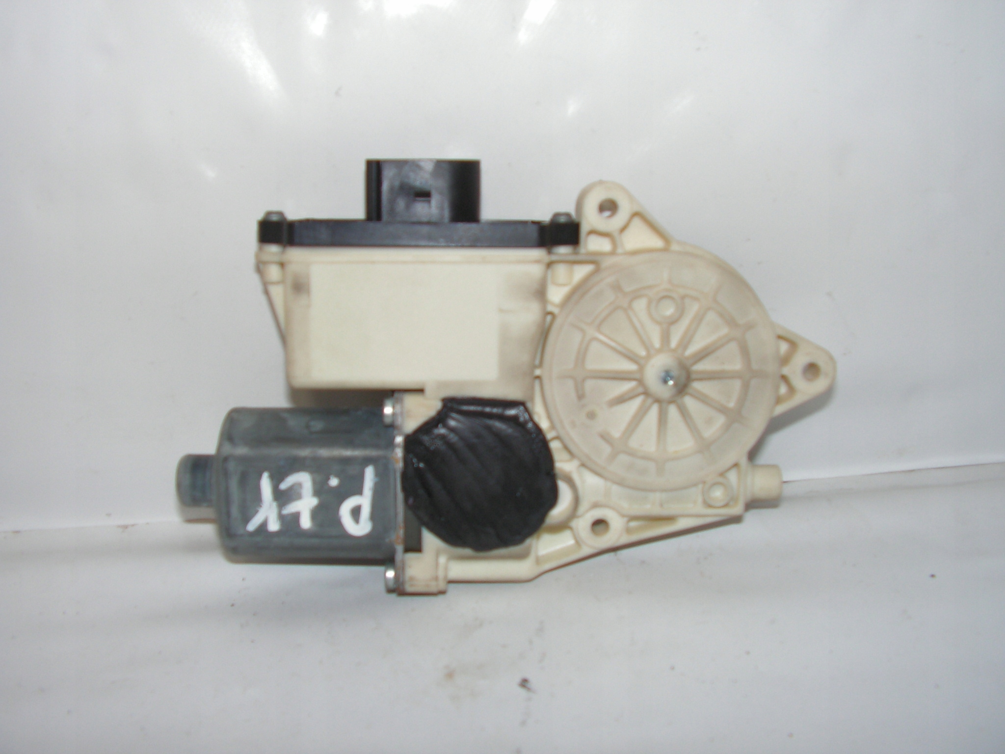 BMW X3 E83 lift mini motor windows right rear part