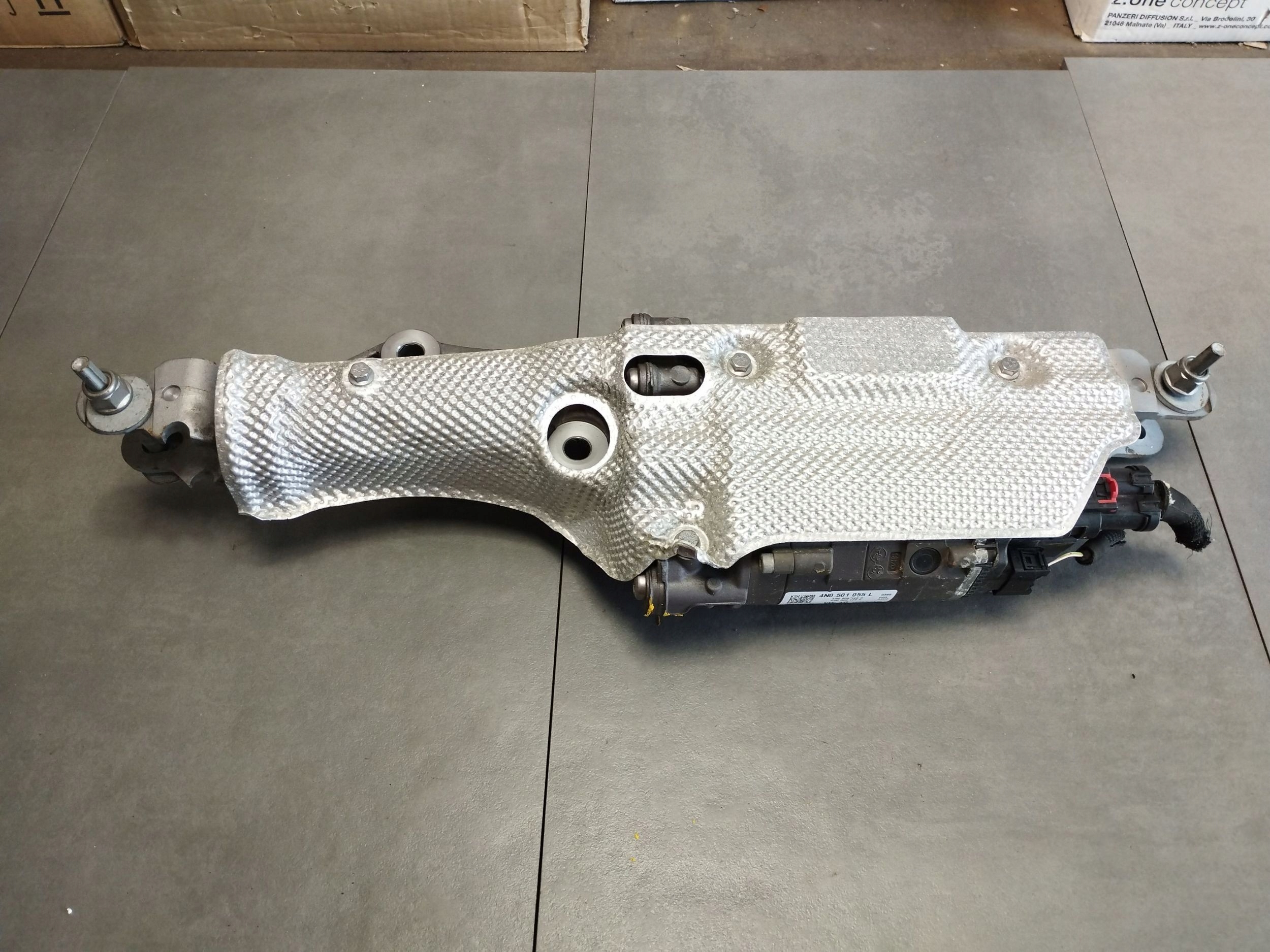Audi A6 Allroad C8 2022 control axis SKRETNA rear part 4N0501055L
