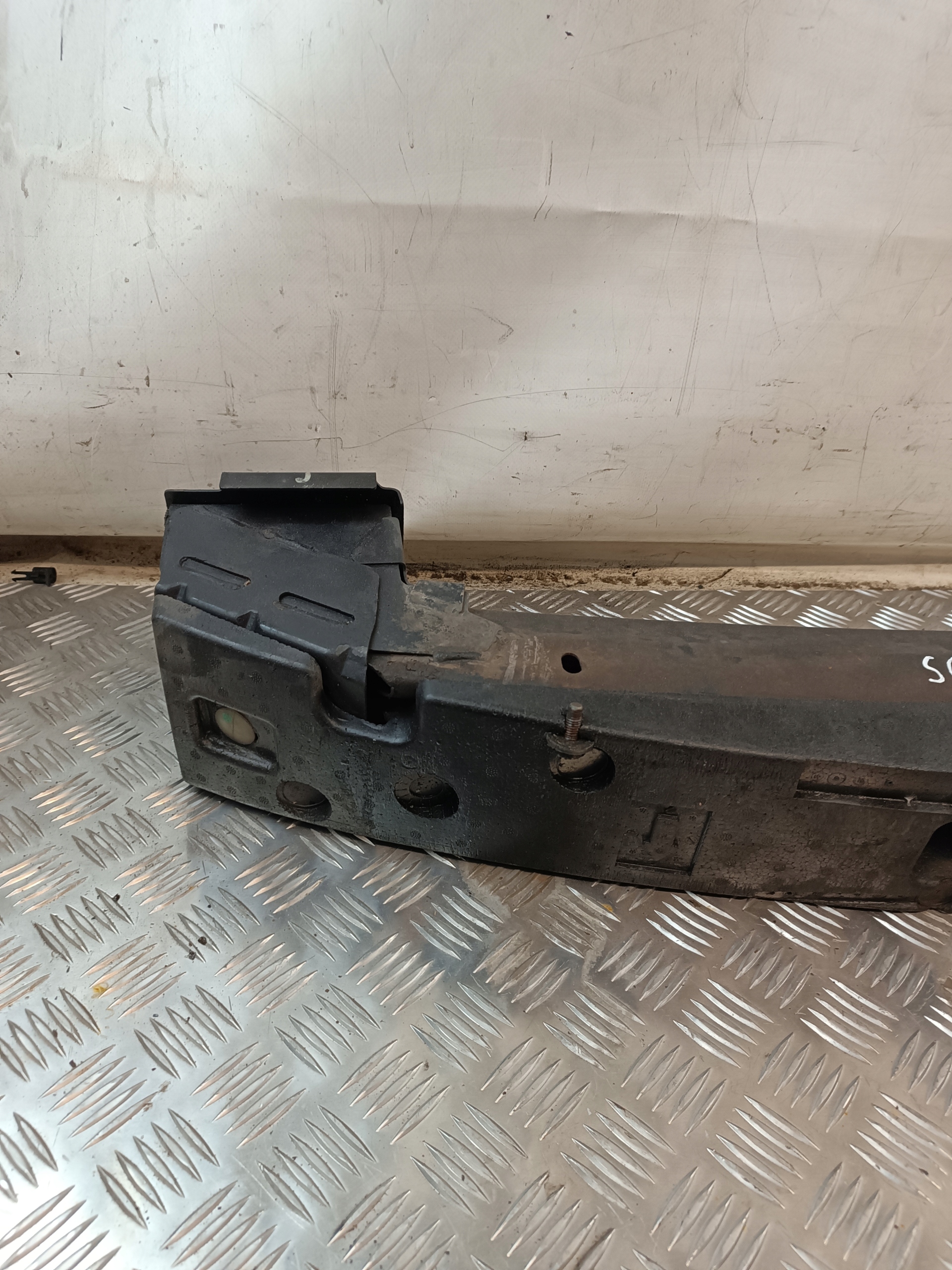bumper support front front CHRYSLER VOYAGER IV 2.5CRD