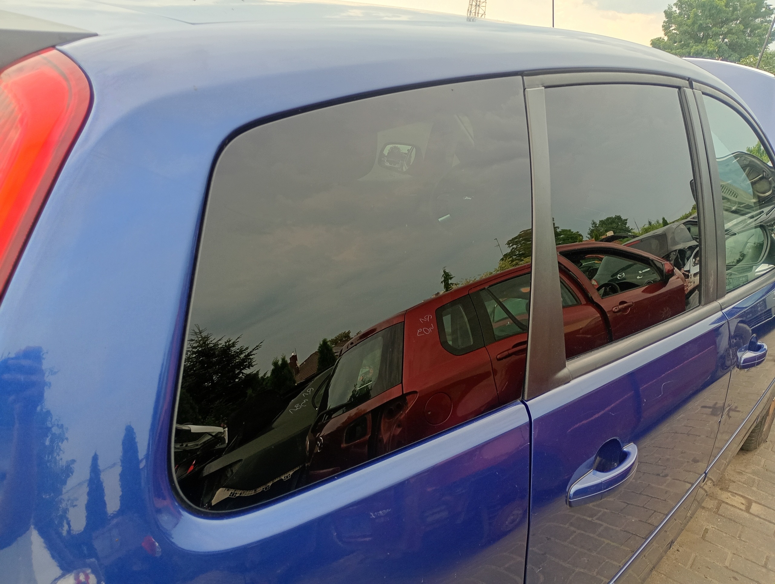 window side bodywork right rear part Ford C-MAX 1 and FL 08-11