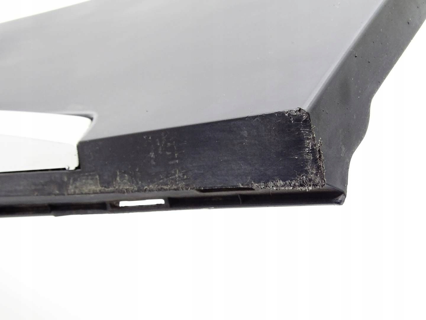 moulding door left rear part left rear SEAT ATECA 575854949J