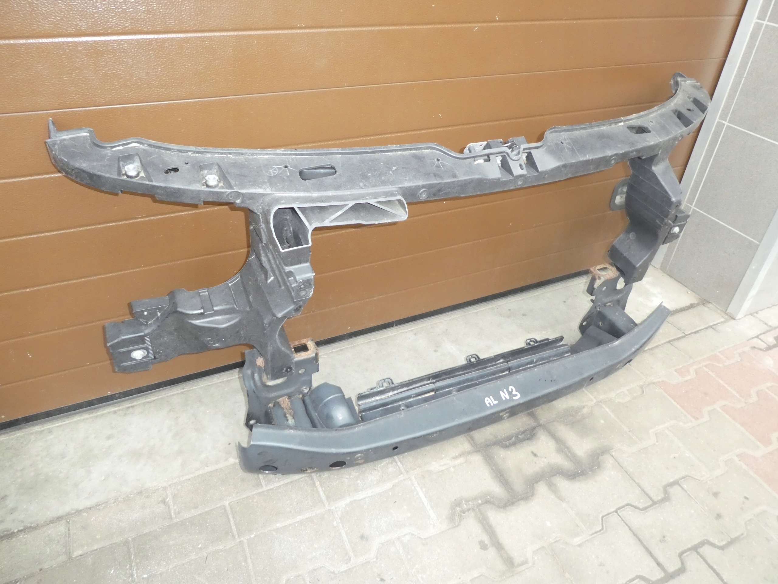 sider support panel for radiators pillar iron VW 7E0 T5