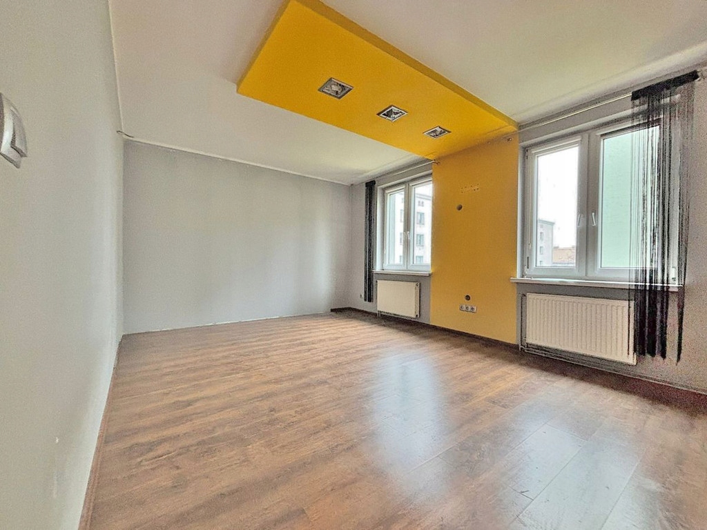 Dom, Zabrze, 375 m²