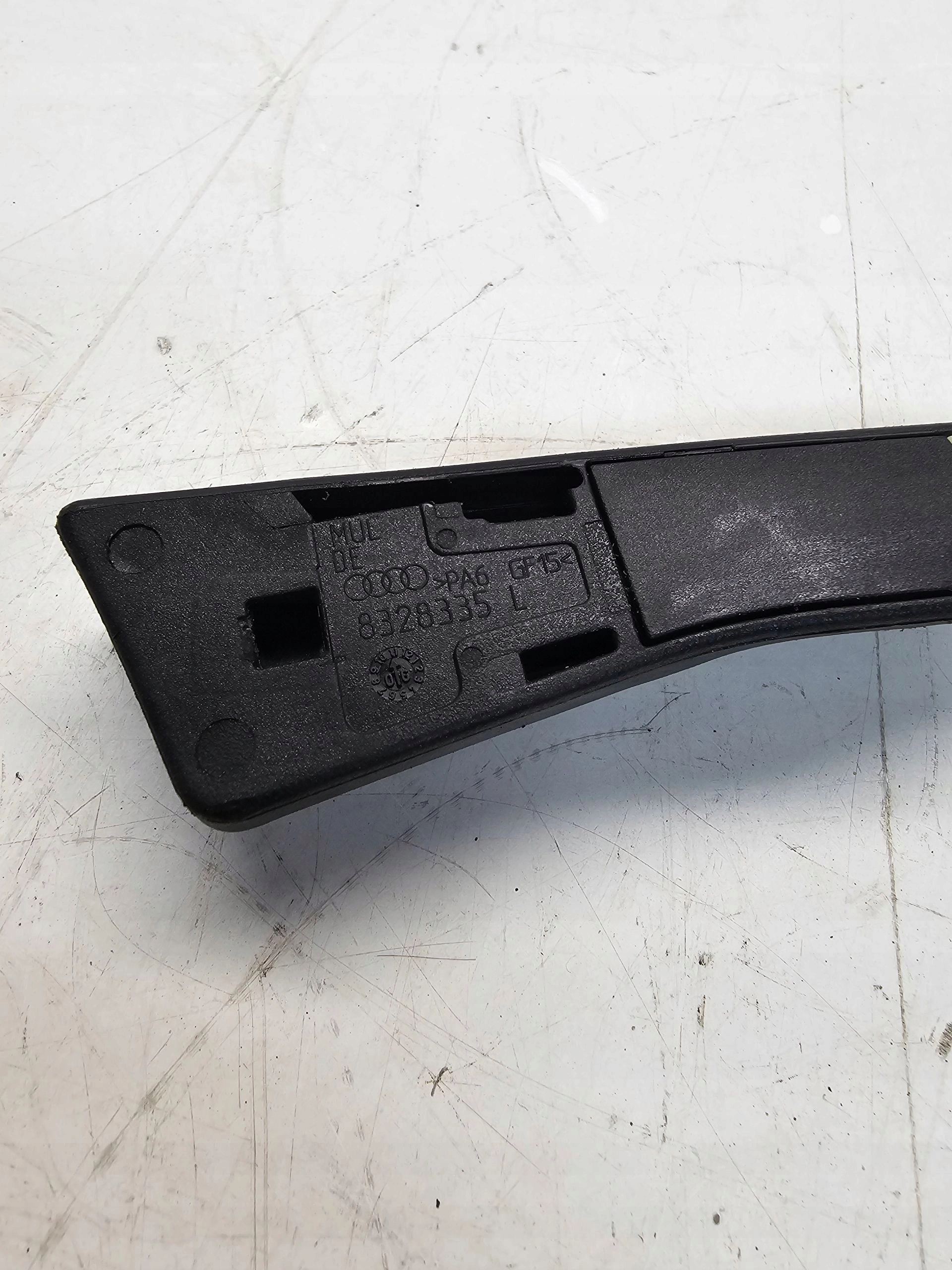 handle seat GORA DOL left AUDI A4 A6 C6 8328335L black