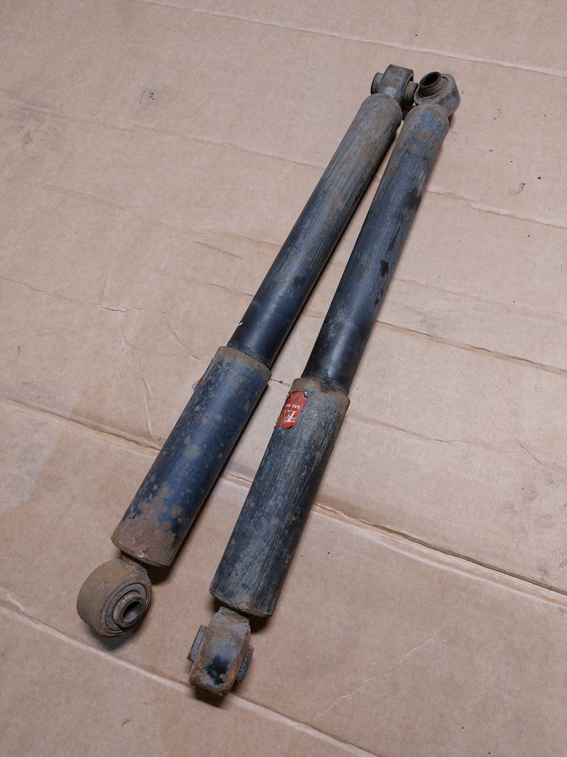shock absorbers rear. MERCEDES VITO W638 2.3D