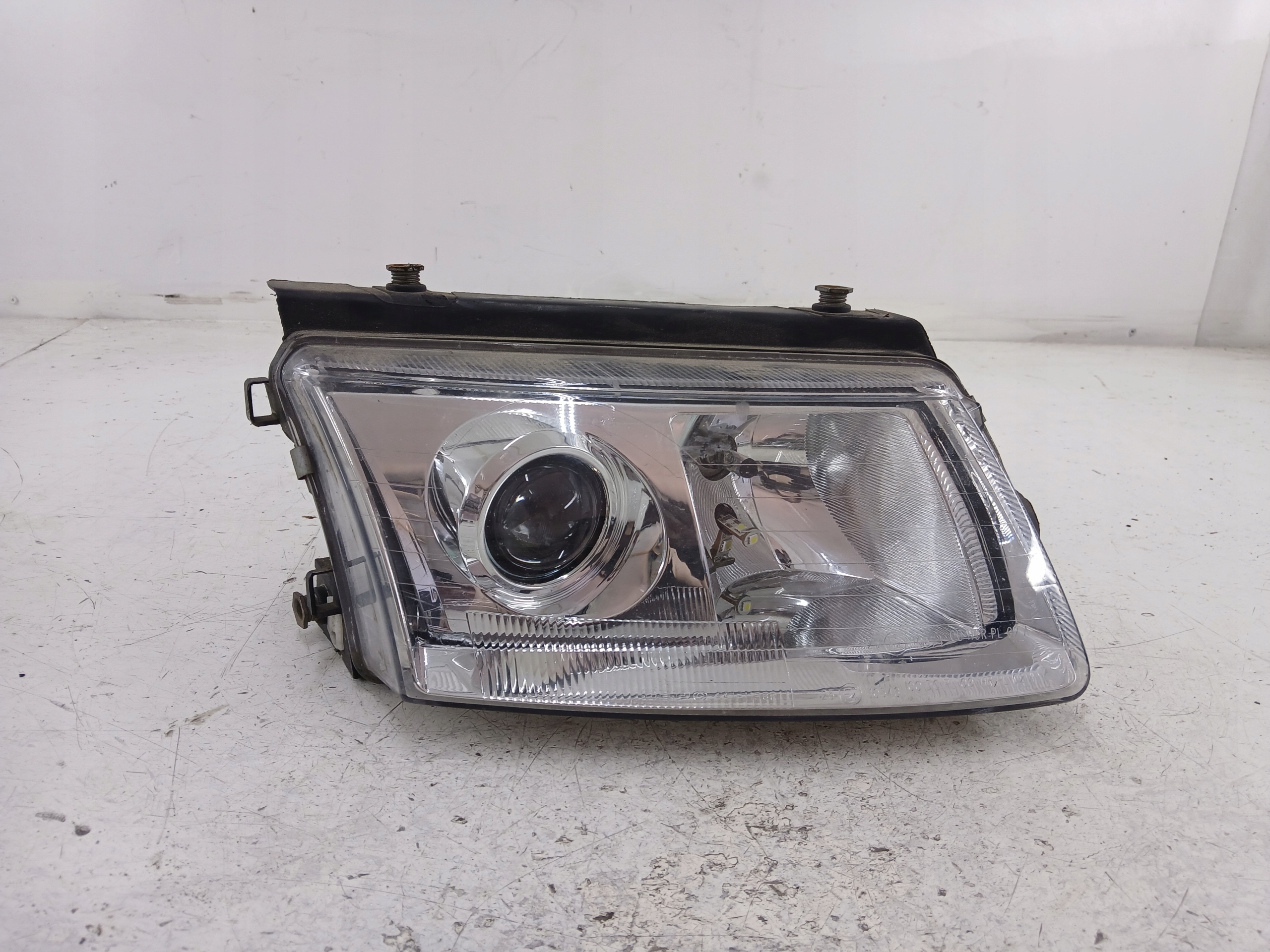 VW PASSAT B5 light right front XENON control unit LADNA