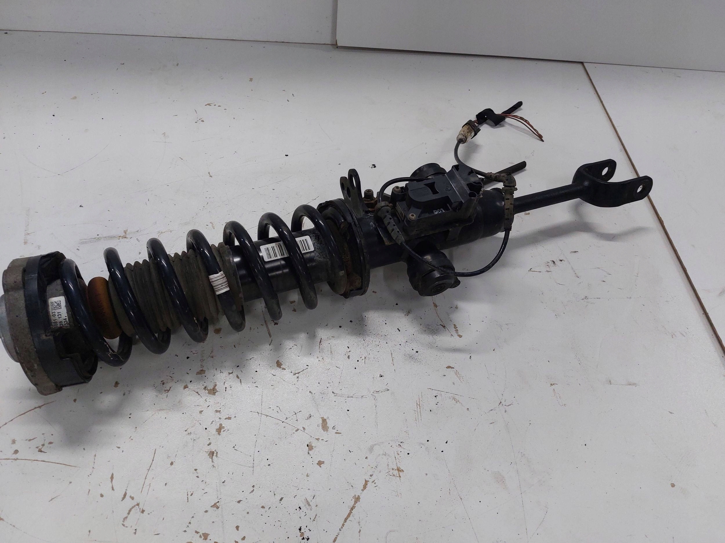 BMW 5 GT F07 shock absorber right front EDC 6796932