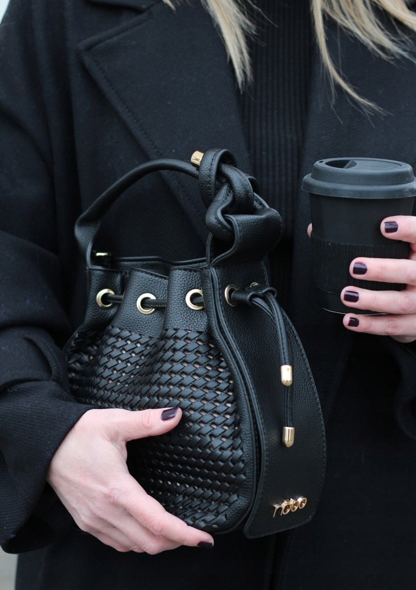 NOBO _ CZARNA pleciona worek