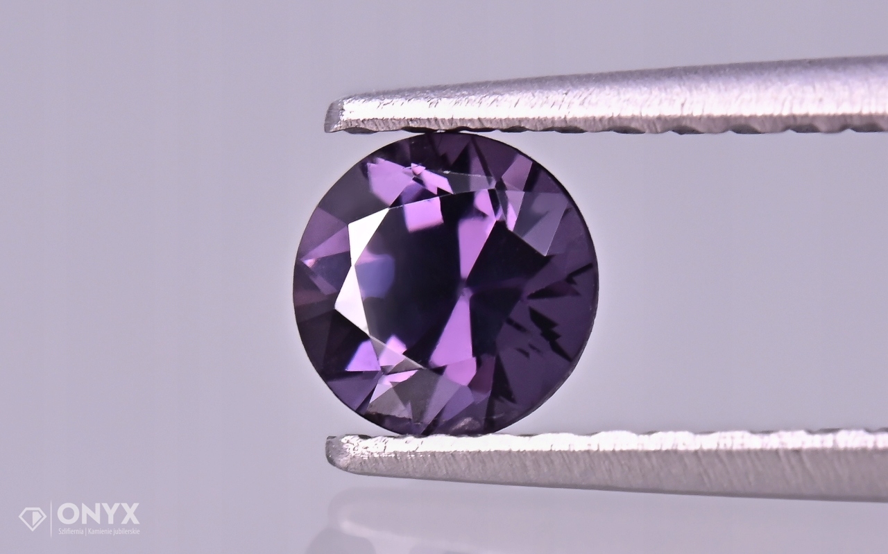 Spinel fazetovaný kulatý fi 4,5 mm