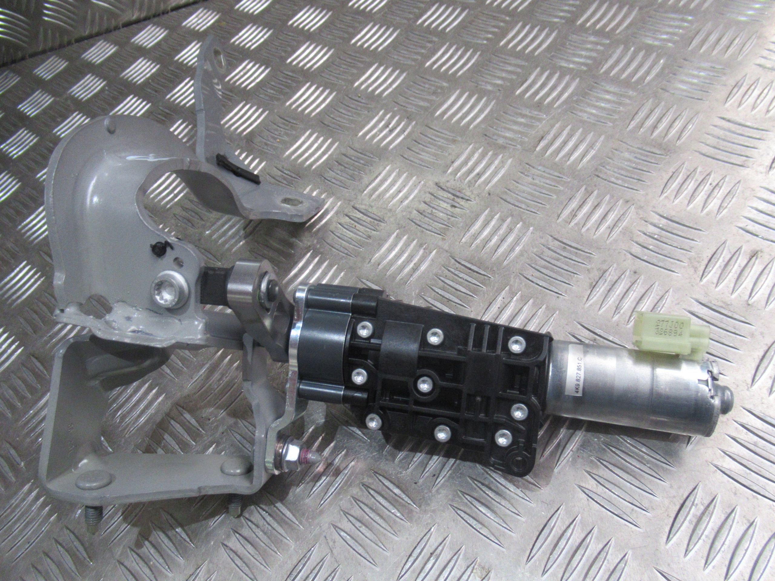 AUDI RS6 C8 4K ZAWIAS PRAWY LEWY KLAPY 4K9827851C 4K9827852C Typ samochodu Samochody osobowe