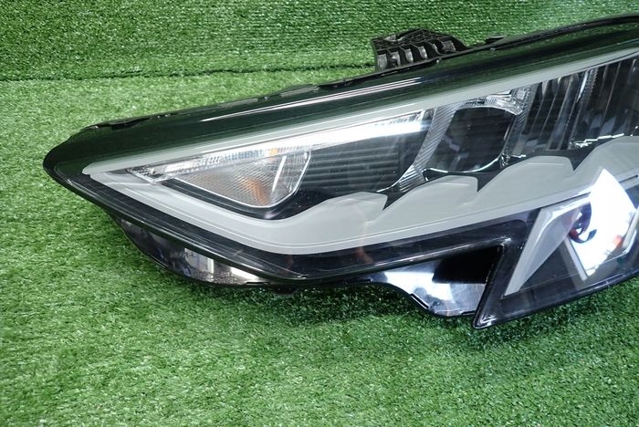 AUDI A3 8Y FULL LED 20- reflektor left light left 8Y0941011