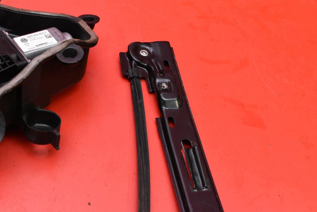 window regulator right front EU 6J4837402D SEAT IBIZA 4 IV 6J 5D HB 08-12