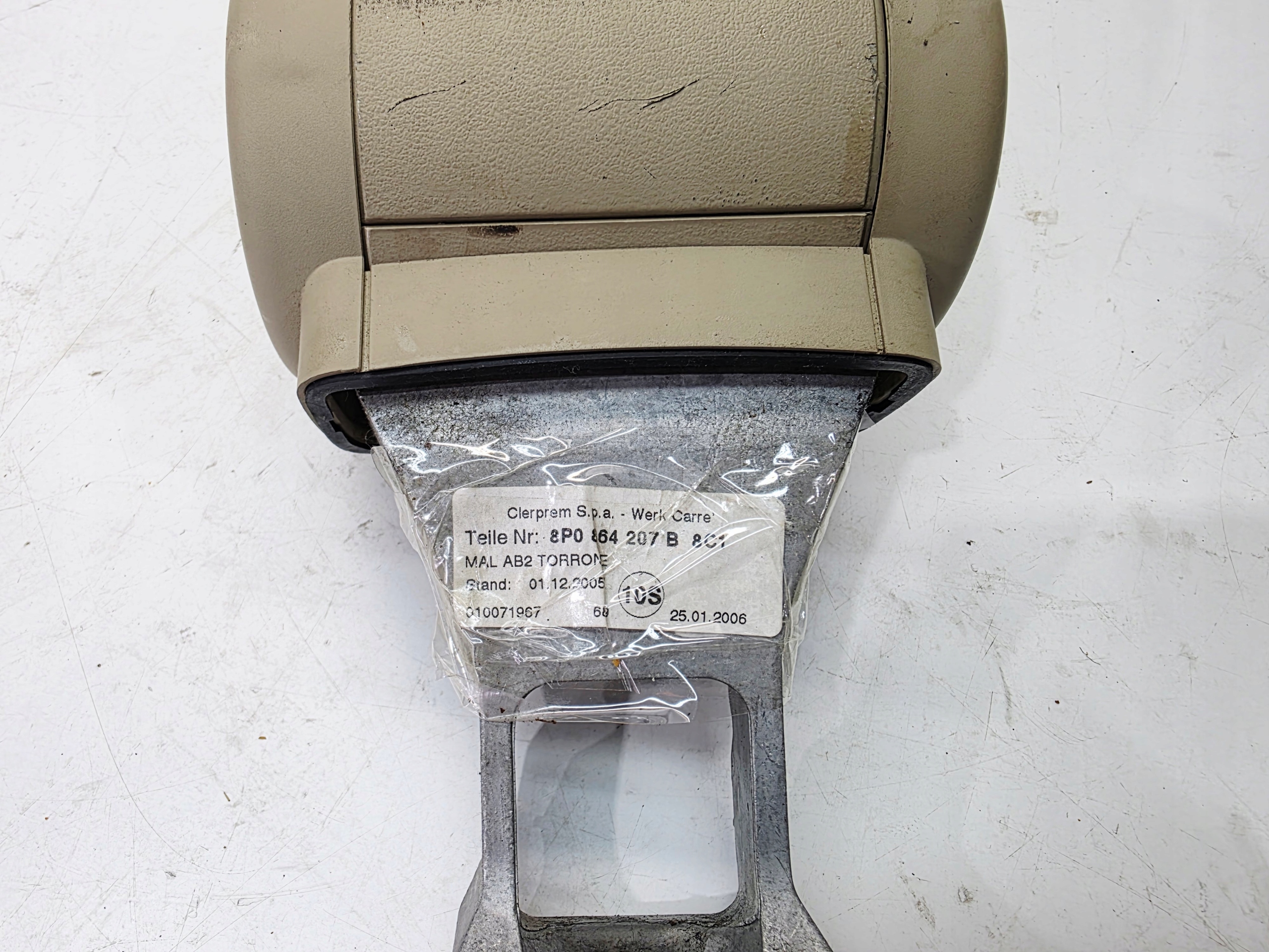 armrest front adjustable AUDI A3 8P 8P0864207B 8C1 without
