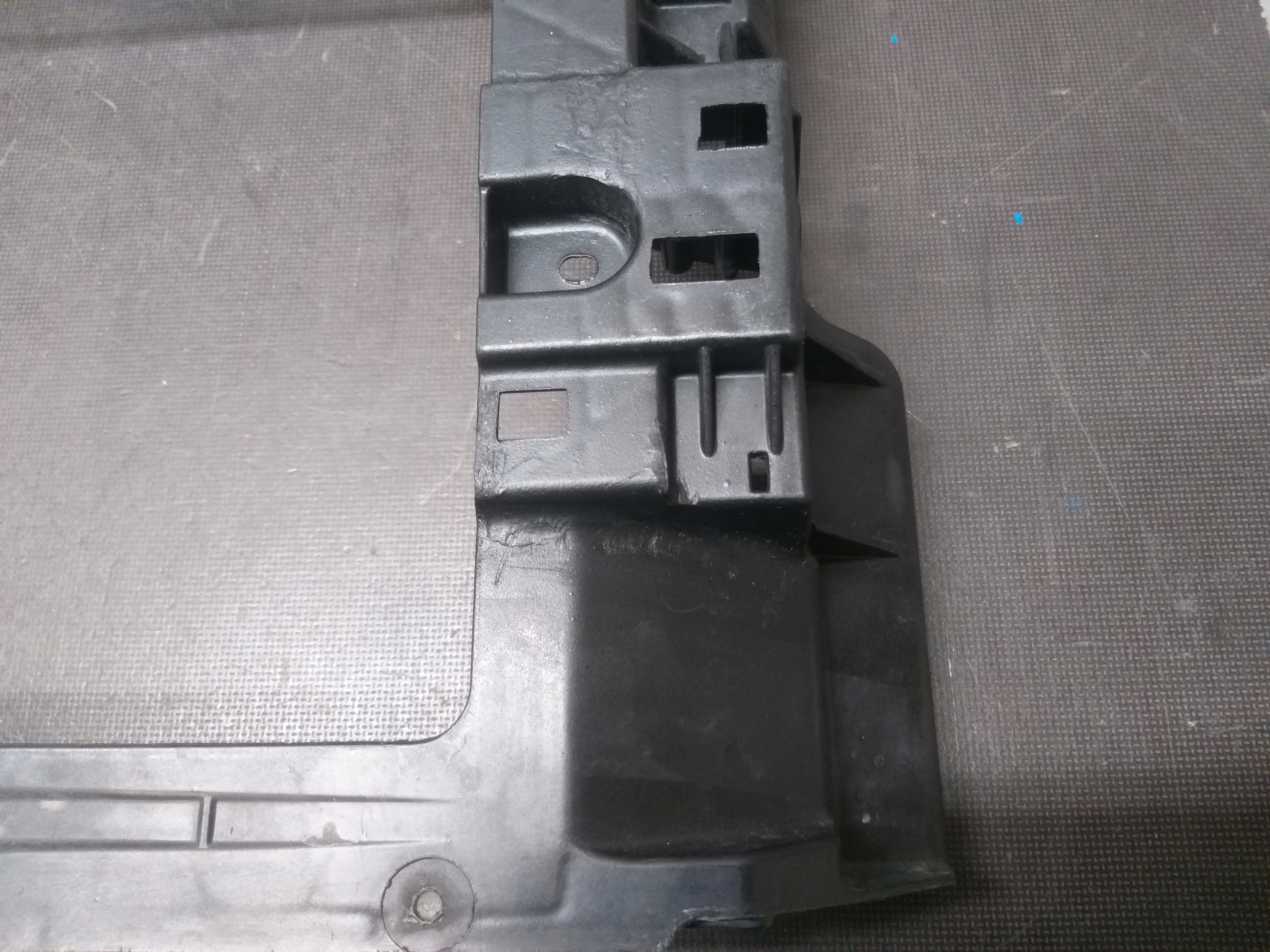 SUPPORT PANEL FOR RADIATORS VW POLO 08- 6R0805588