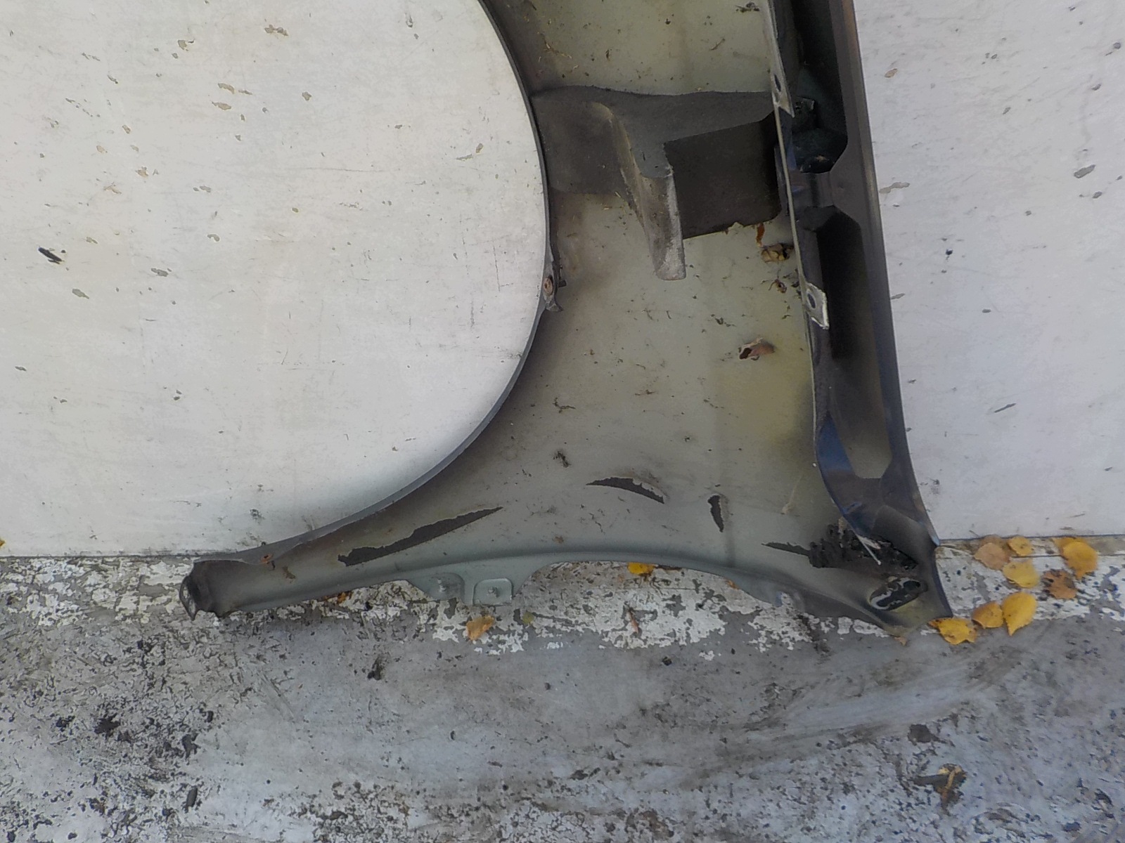 929 VOLKSWAGEN JETTA V GOLF V KOMBI fender right front front