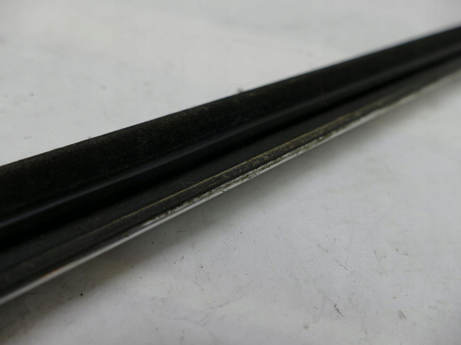MERCEDES W207 A207 CABRIO moulding dust P.T