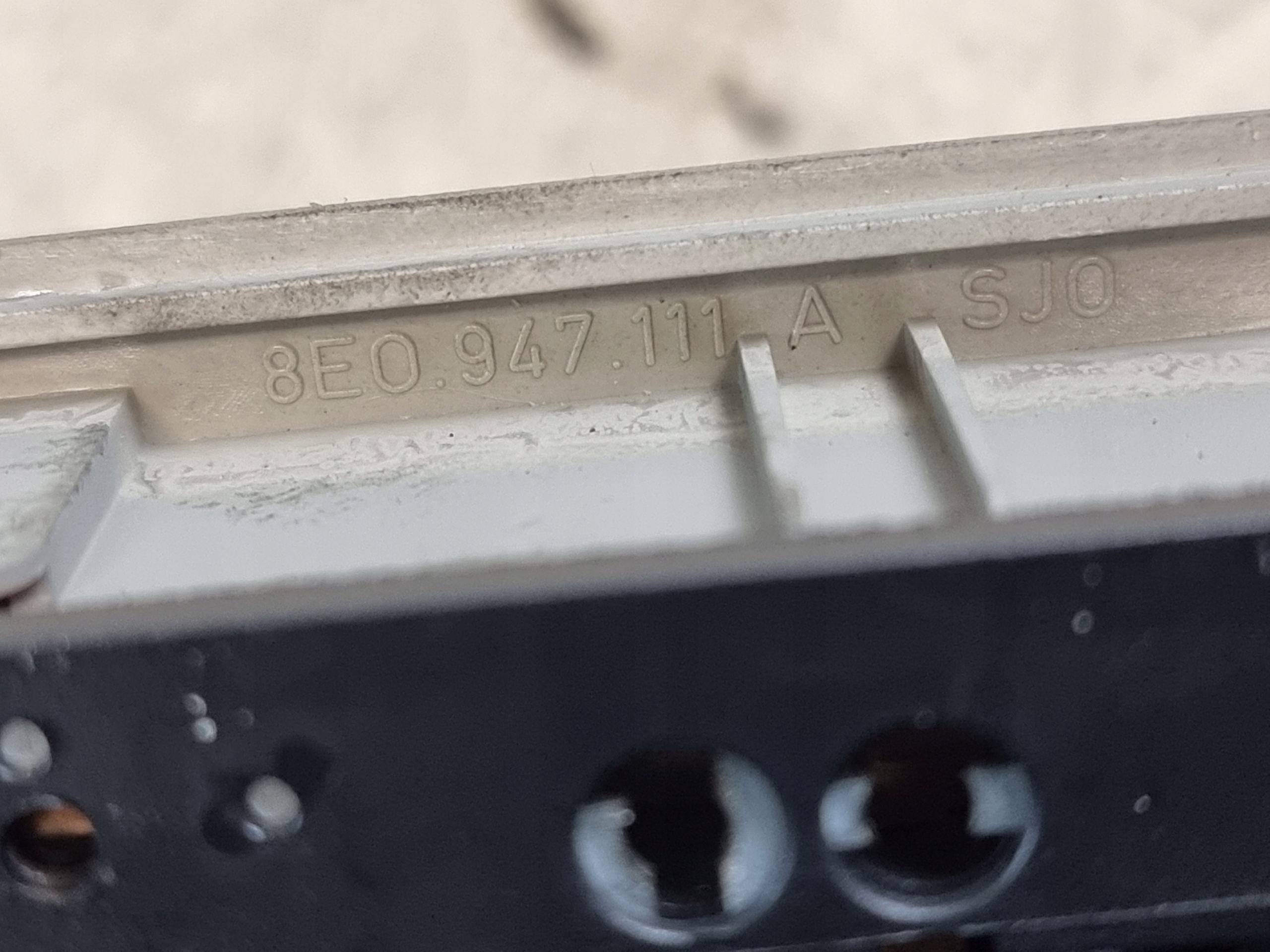FANALE CIELO INTERNO OE 8E0947111A AUDI A4 B6
