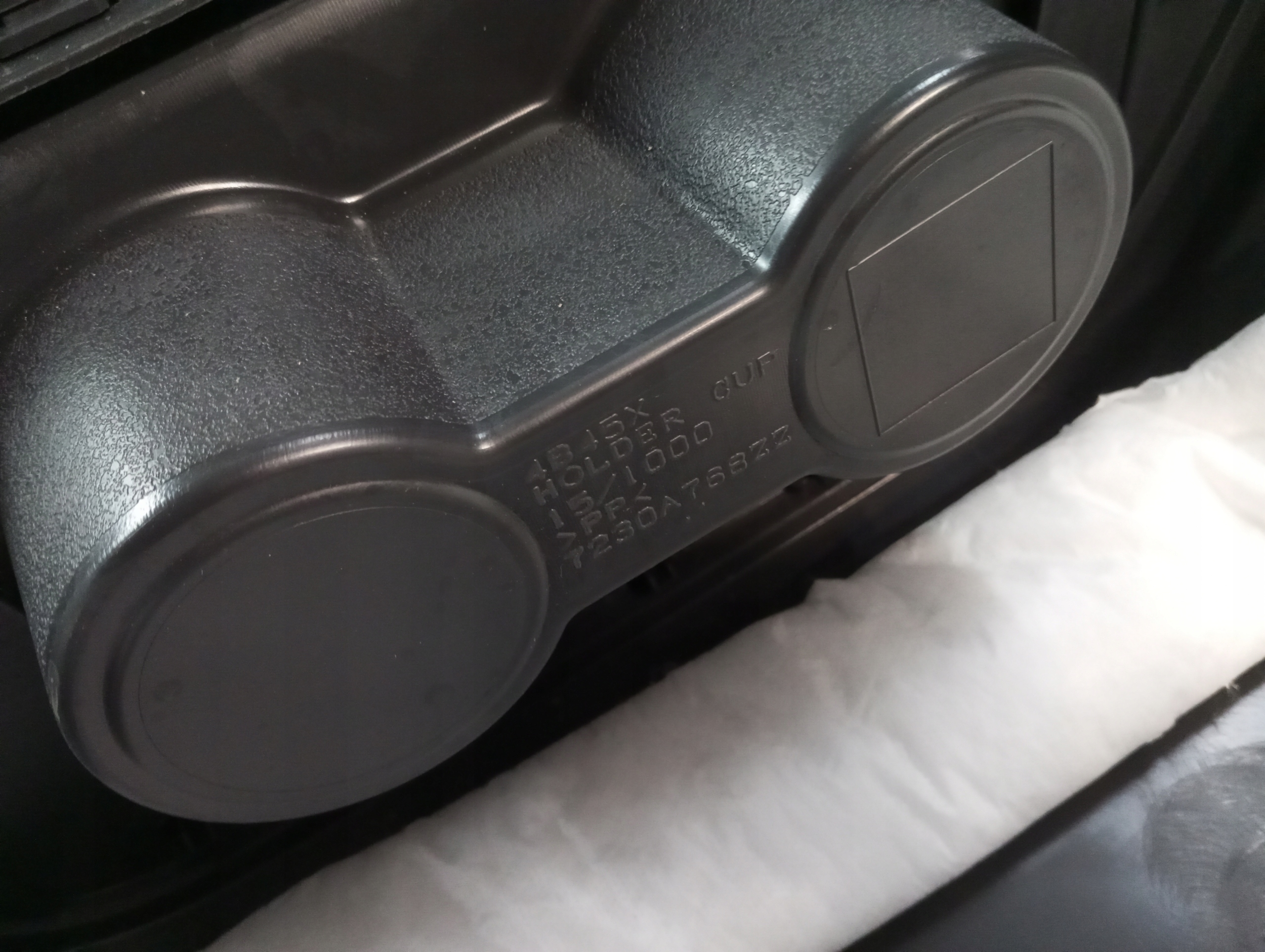 boot upholstery MITSUBISHI OUTLANDER
