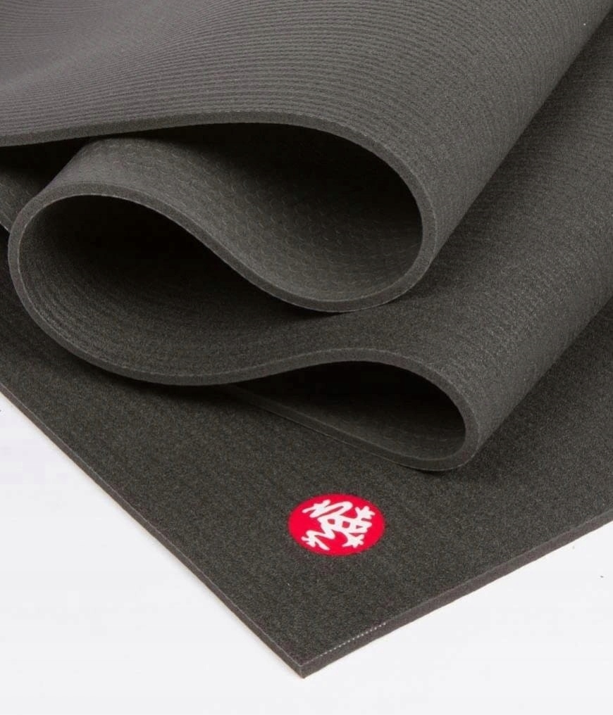 Manduka Pro podložka Black 216x66 cm 6 mm