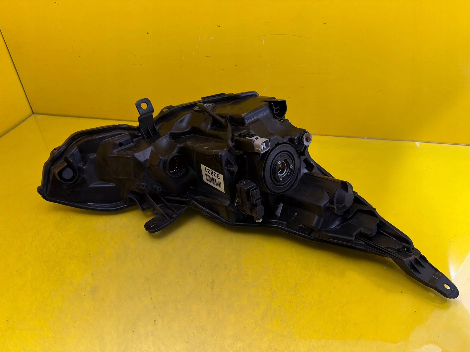 light left Toyota Aygo II Lift 18-22 EU Koito 0H-21