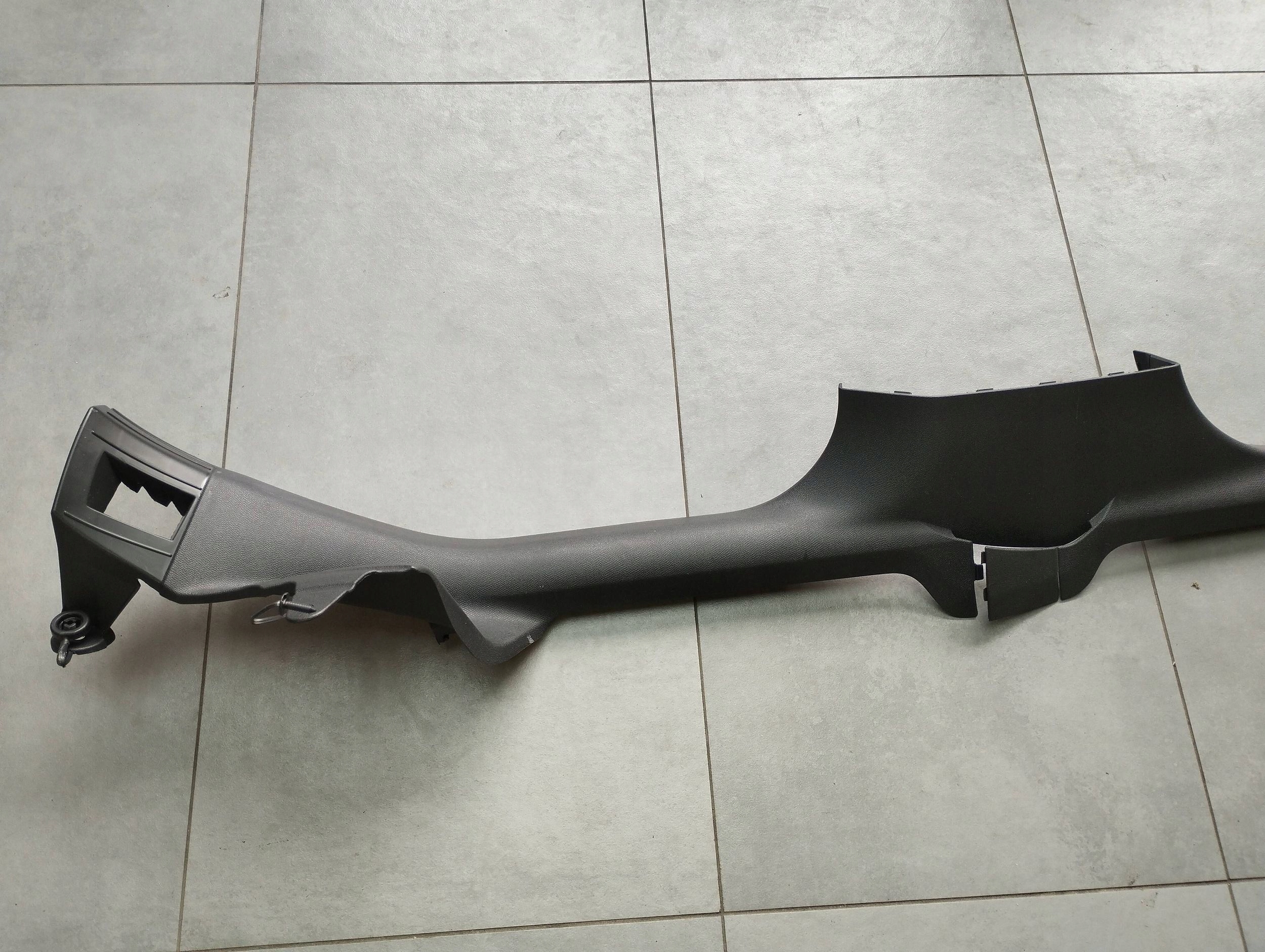 Seat Leon IV 2024 moulding threshold left 5FA853371B