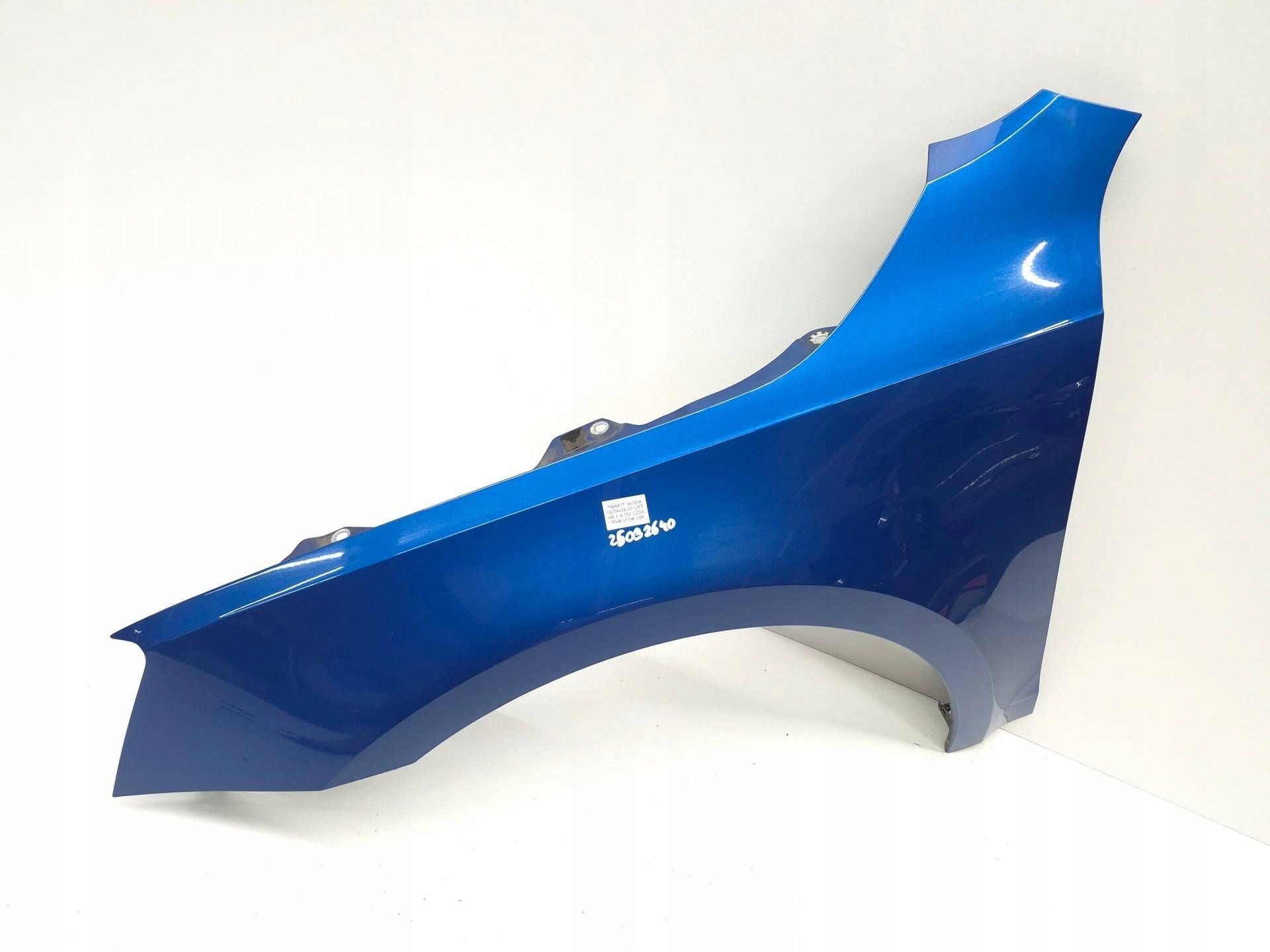 fender left front front SKODA OCTAVIA 3 III LIFT LF5W