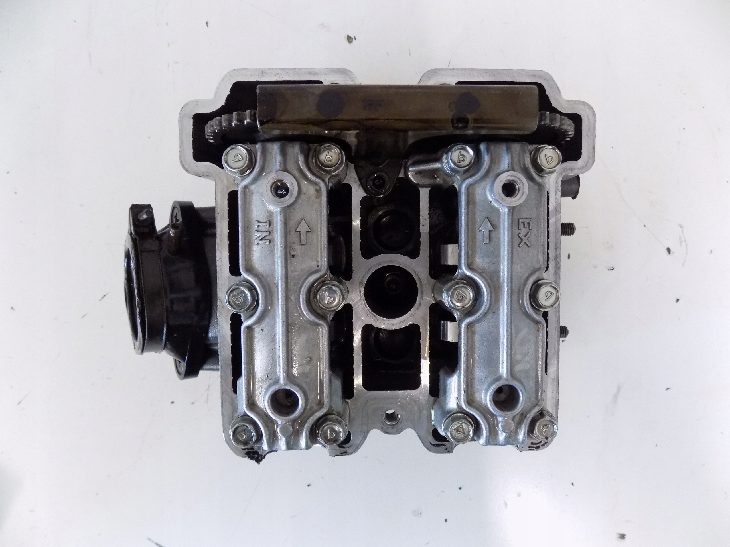 SUZUKI SV 650 98-02 ГОЛОВКА ЦИЛИНДРА ЗАДНЯЯ