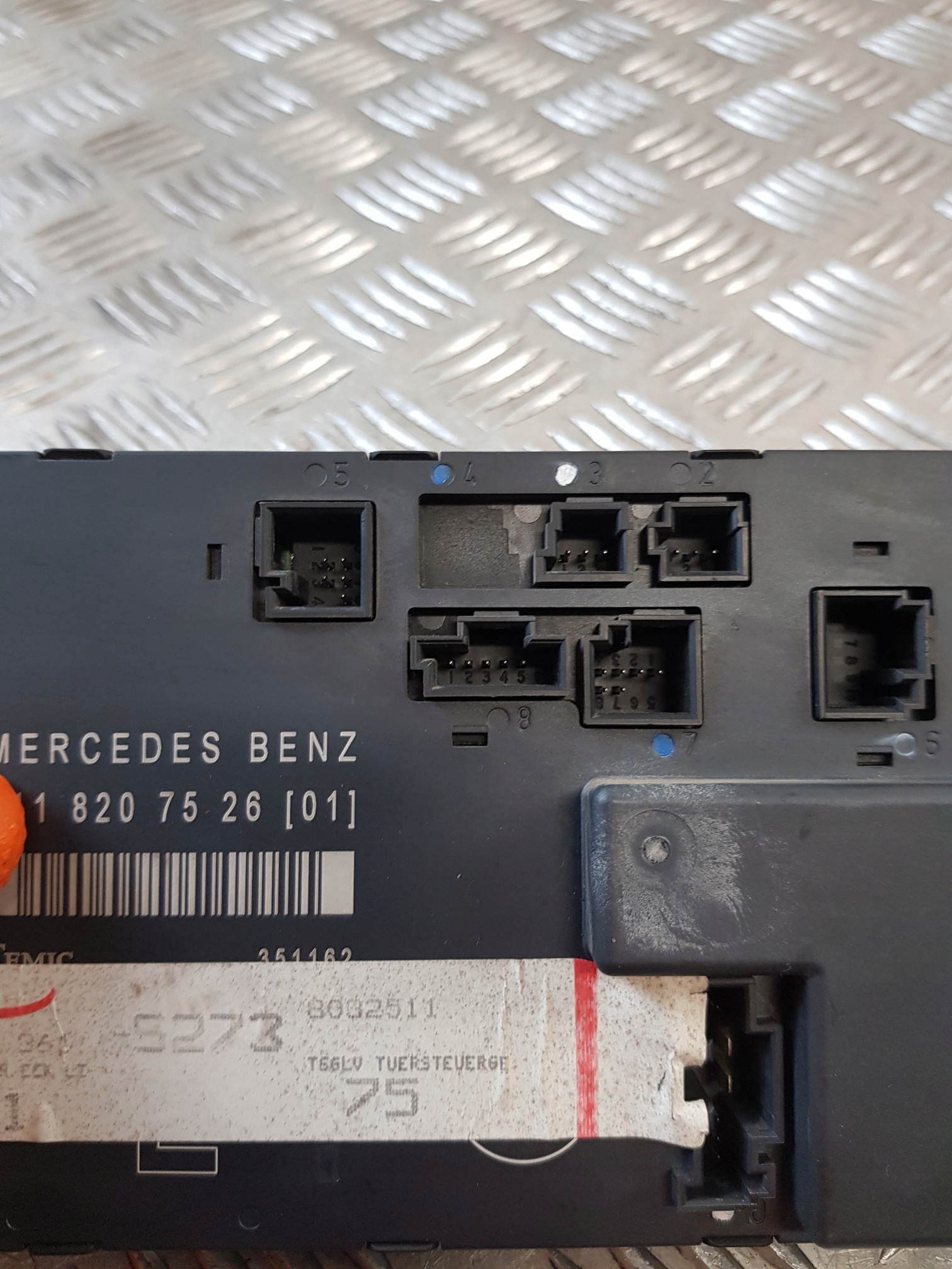 module control unit door left front 2118207526 MERCEDES E-KLASA W211 02R