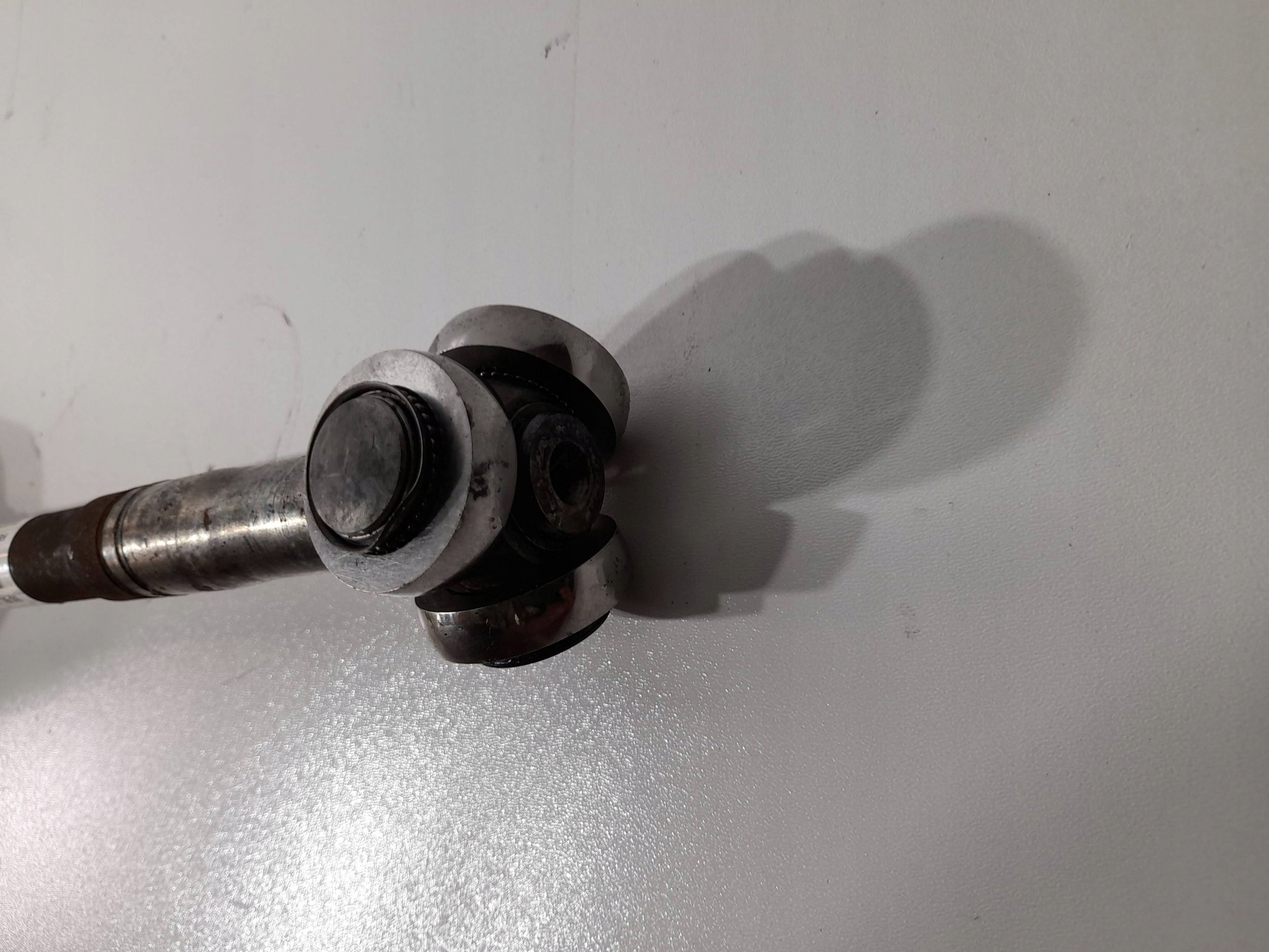 Ford Fiesta MK8 semi-axis front left H1B5-3B437-BH (A711)