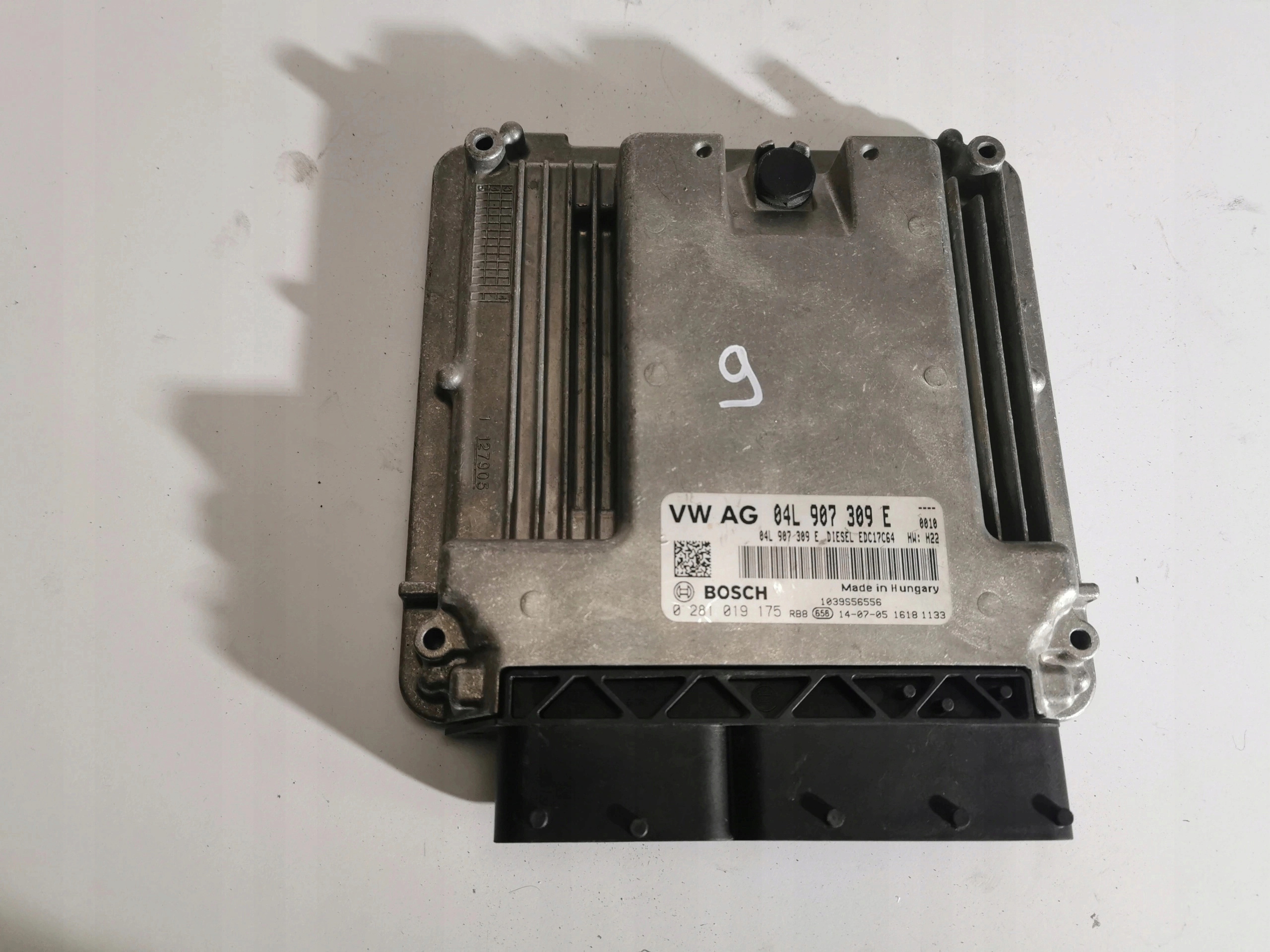 AUDI A3 1.6TDI 0281019175 04L907309E Computer ECU