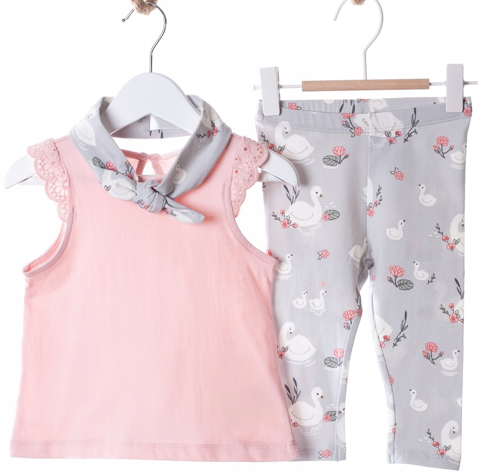 

Komplet bluzka legginsy dziewczęcy 74 H&m