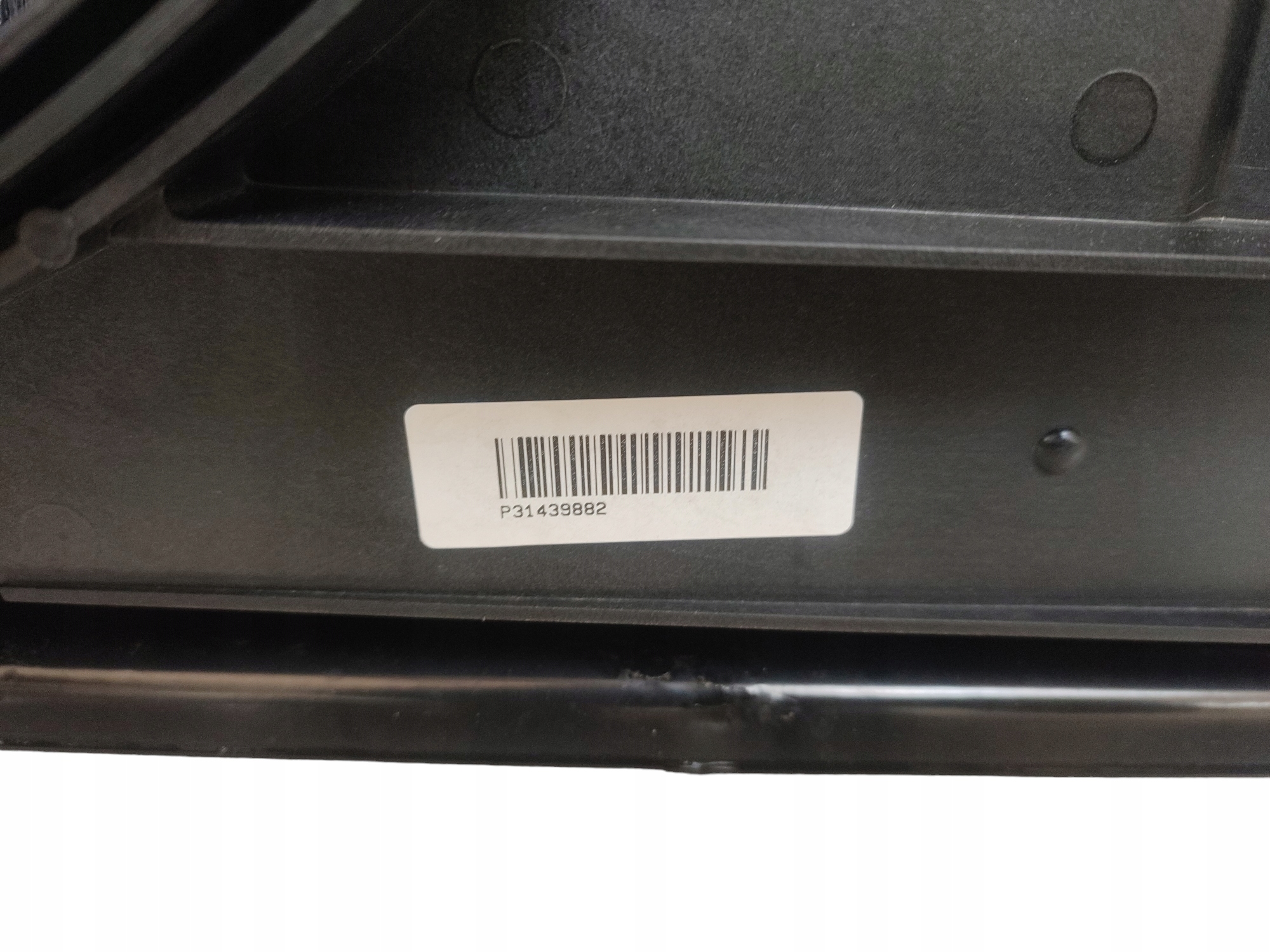 PAS PRZEDNI WZMOCNIENIE BELKA CHŁODNICE VOLVO V40 II LIFT (16-19) 2.0 D2 Numer katalogowy części 31367277, 31416490