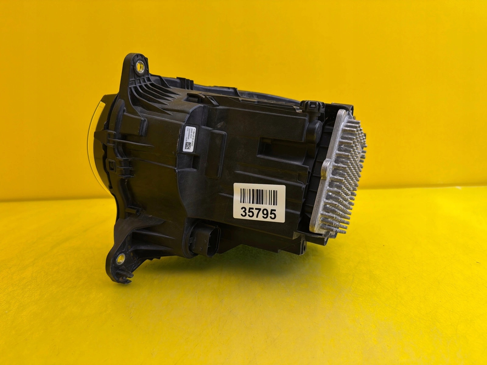 světlo pravá Land Rover Defender 2 L663 2020- Full Led L8B2-13W029-HG