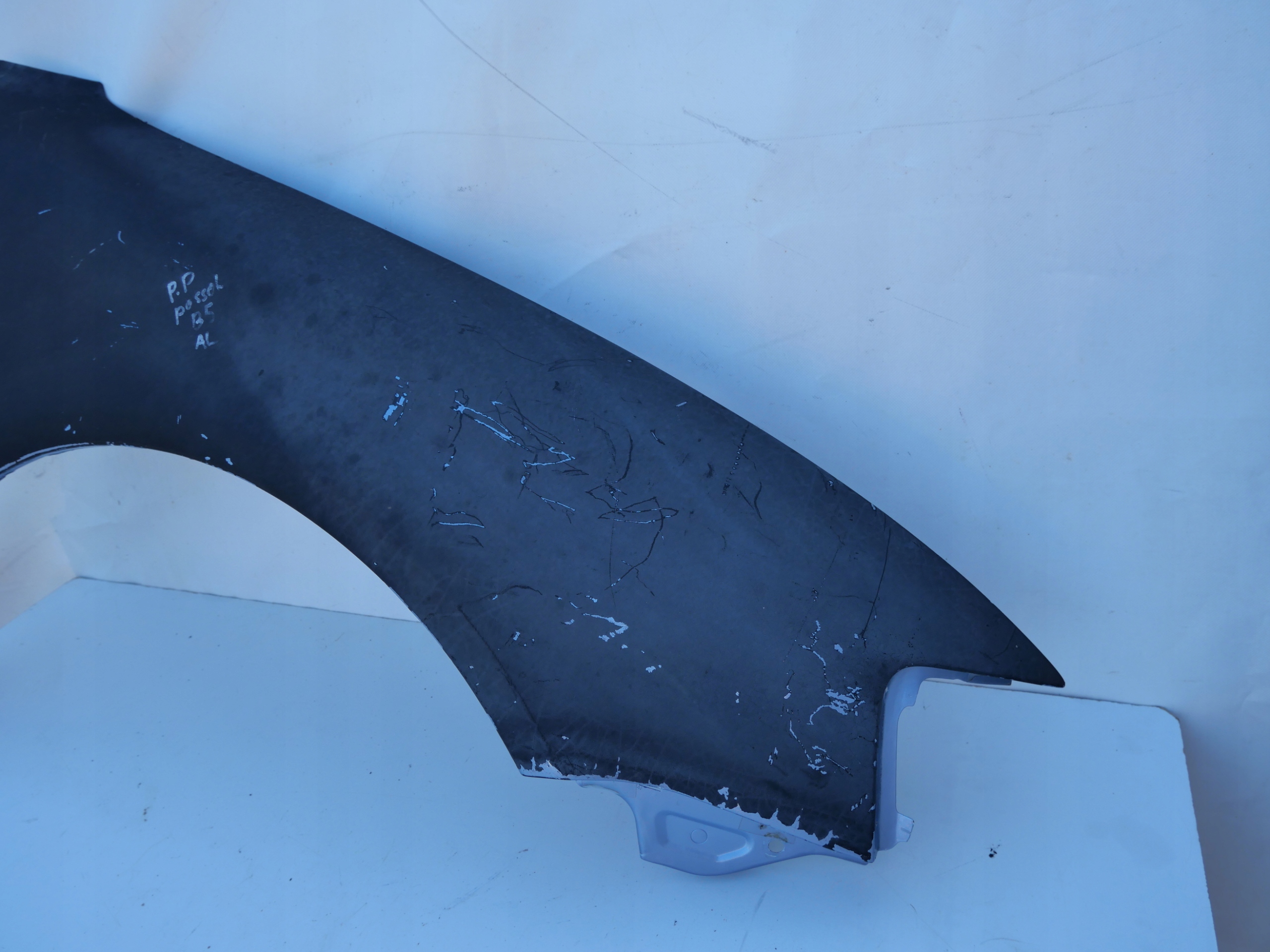 fender front front right VW PASSAT B5