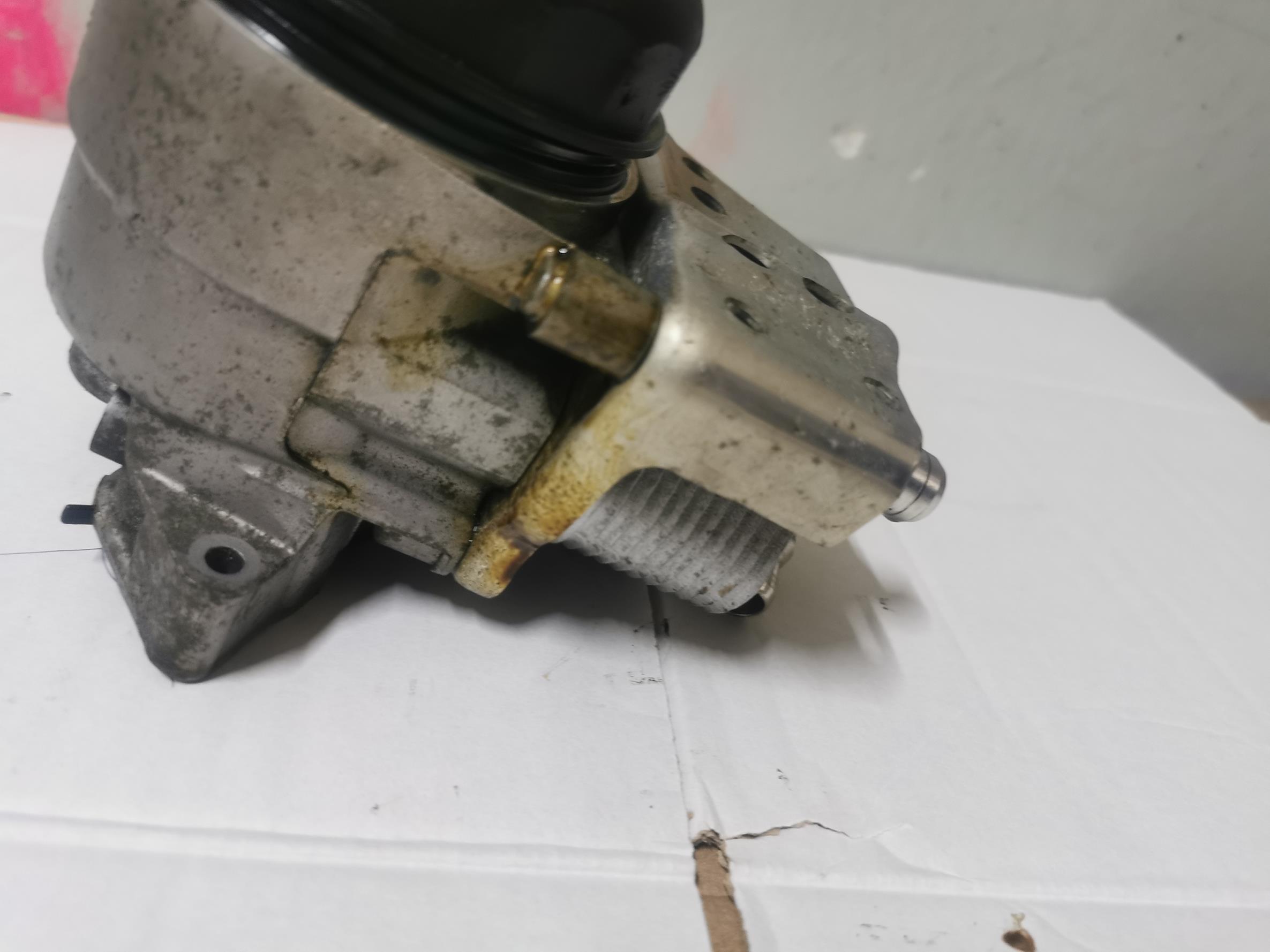 radiator oil BMW X1 E84 2.0B 150KM