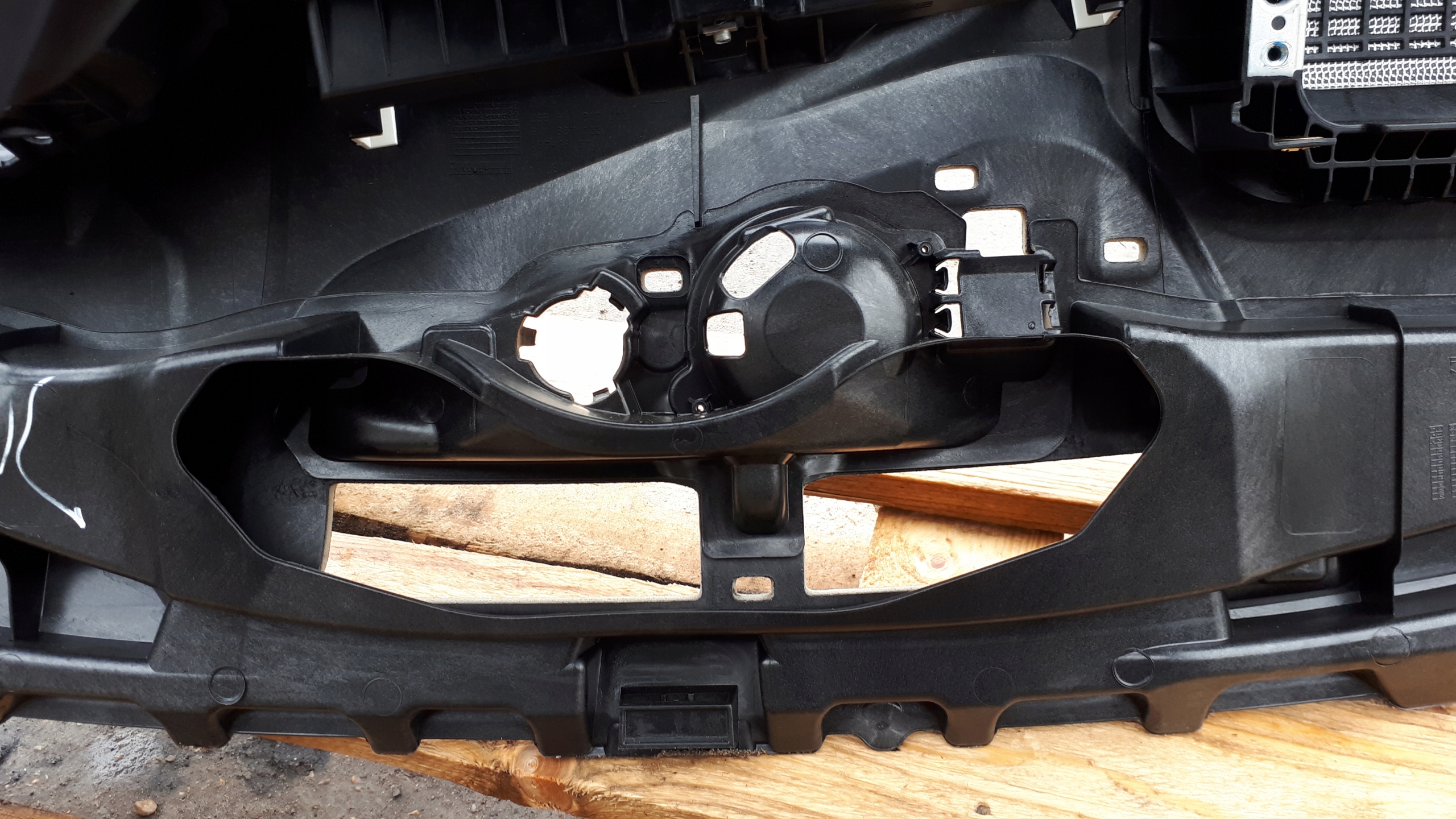 S4 B9 A4 8W cockpit console dashboard instrument panel EU