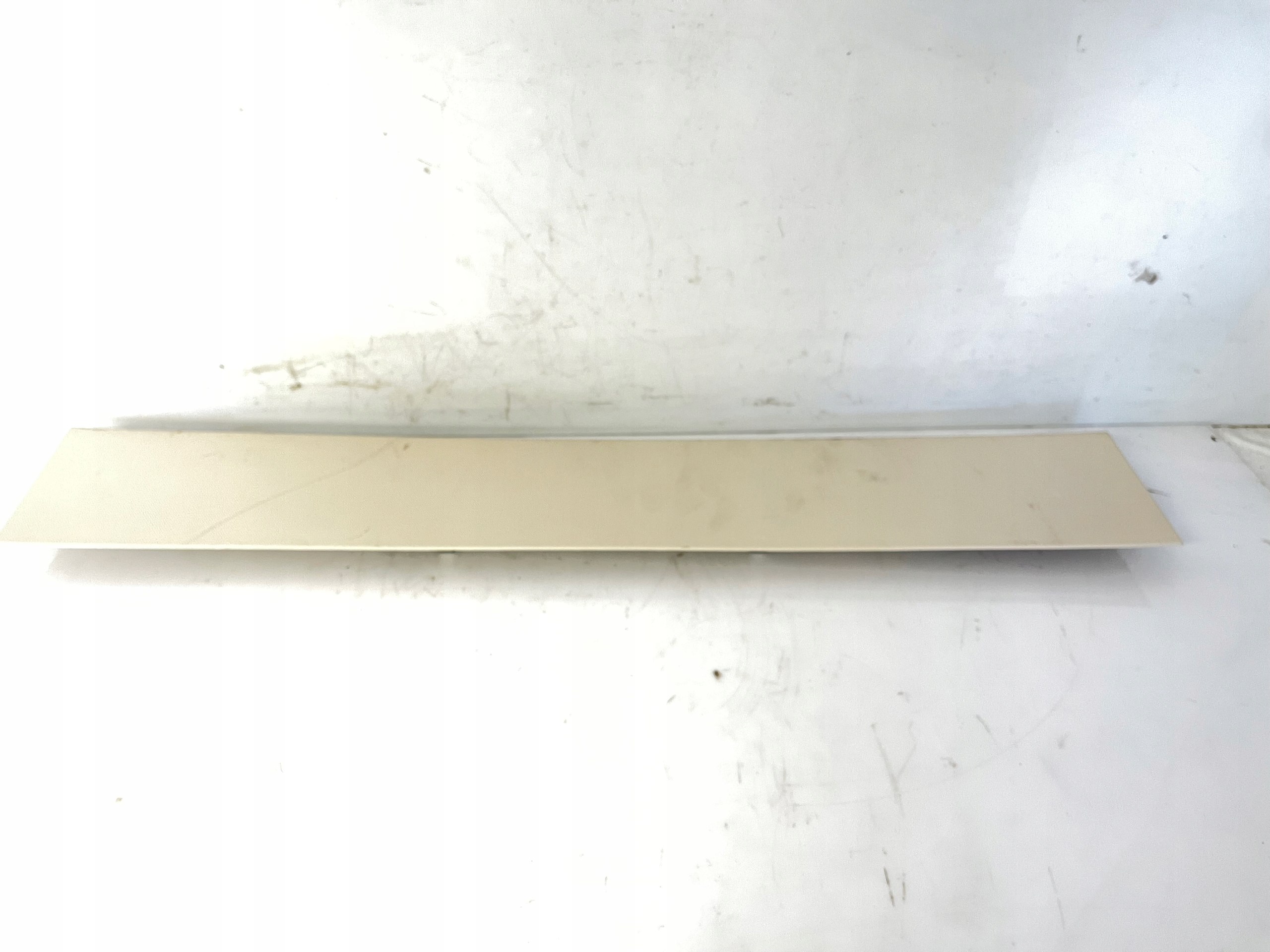 VW PASSAT B8 KOMBI lišta střechy 3G9867617