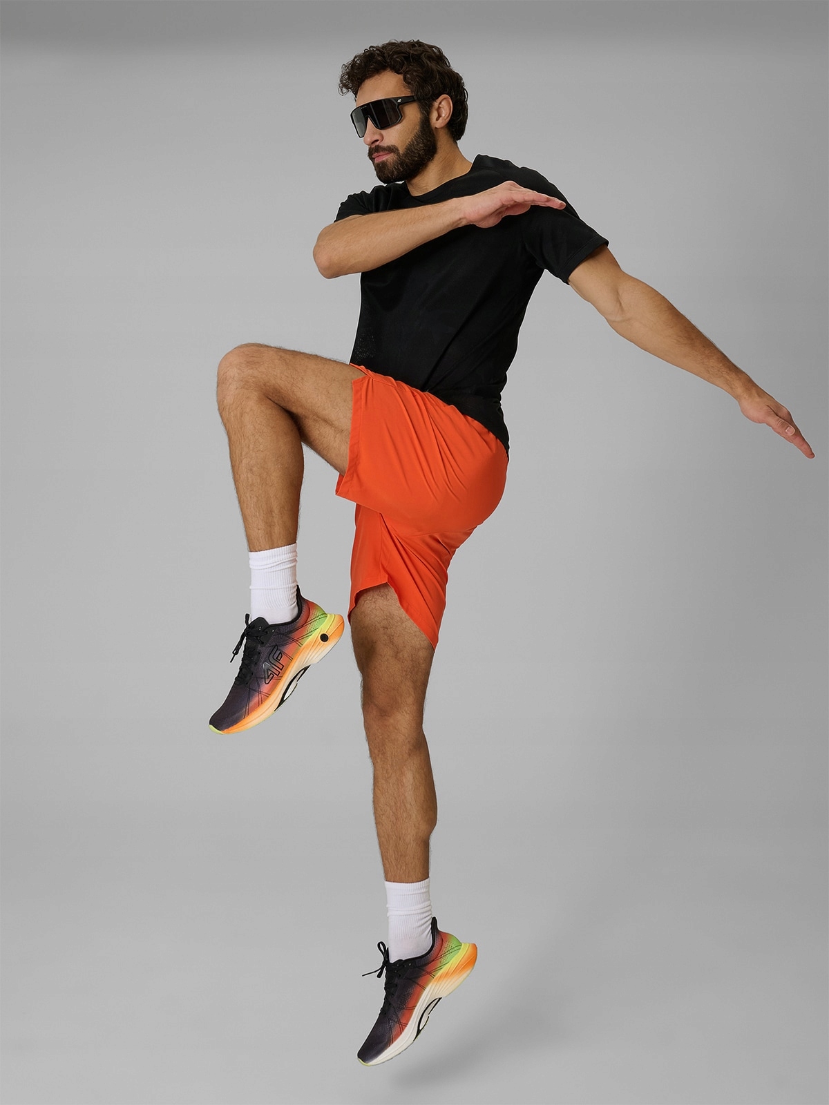 4F Kraťasy Oranžové S