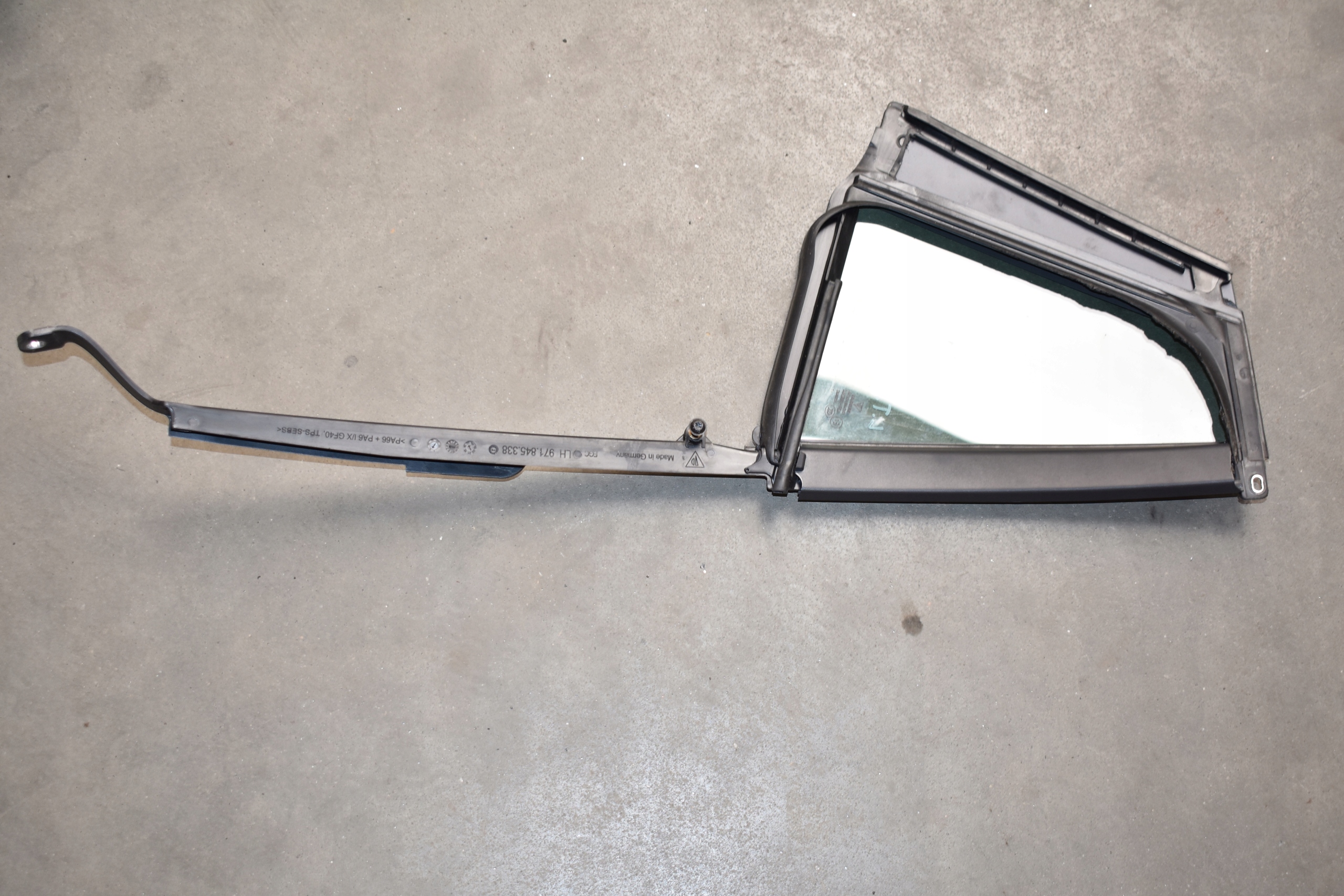 IDEALNA window door left rear part rear AS2 2017R. PORSCHE PANAMERA 971 1