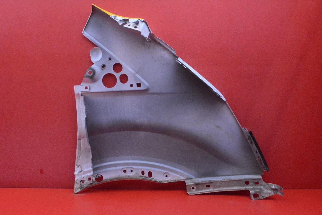 fender left front front white ZOLTA FOLIA FORD TRANSIT MK8 14-19