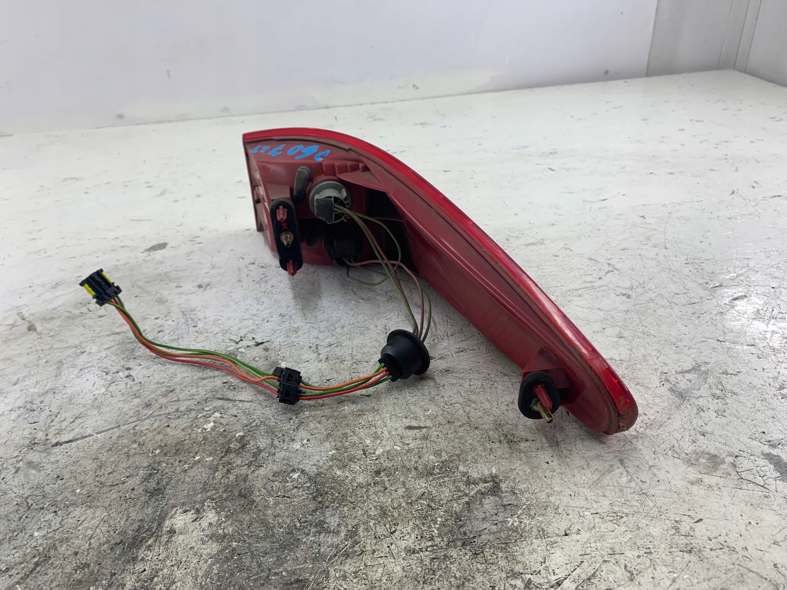 PEUGEOT 607 light left front XENON 9654670980 nice