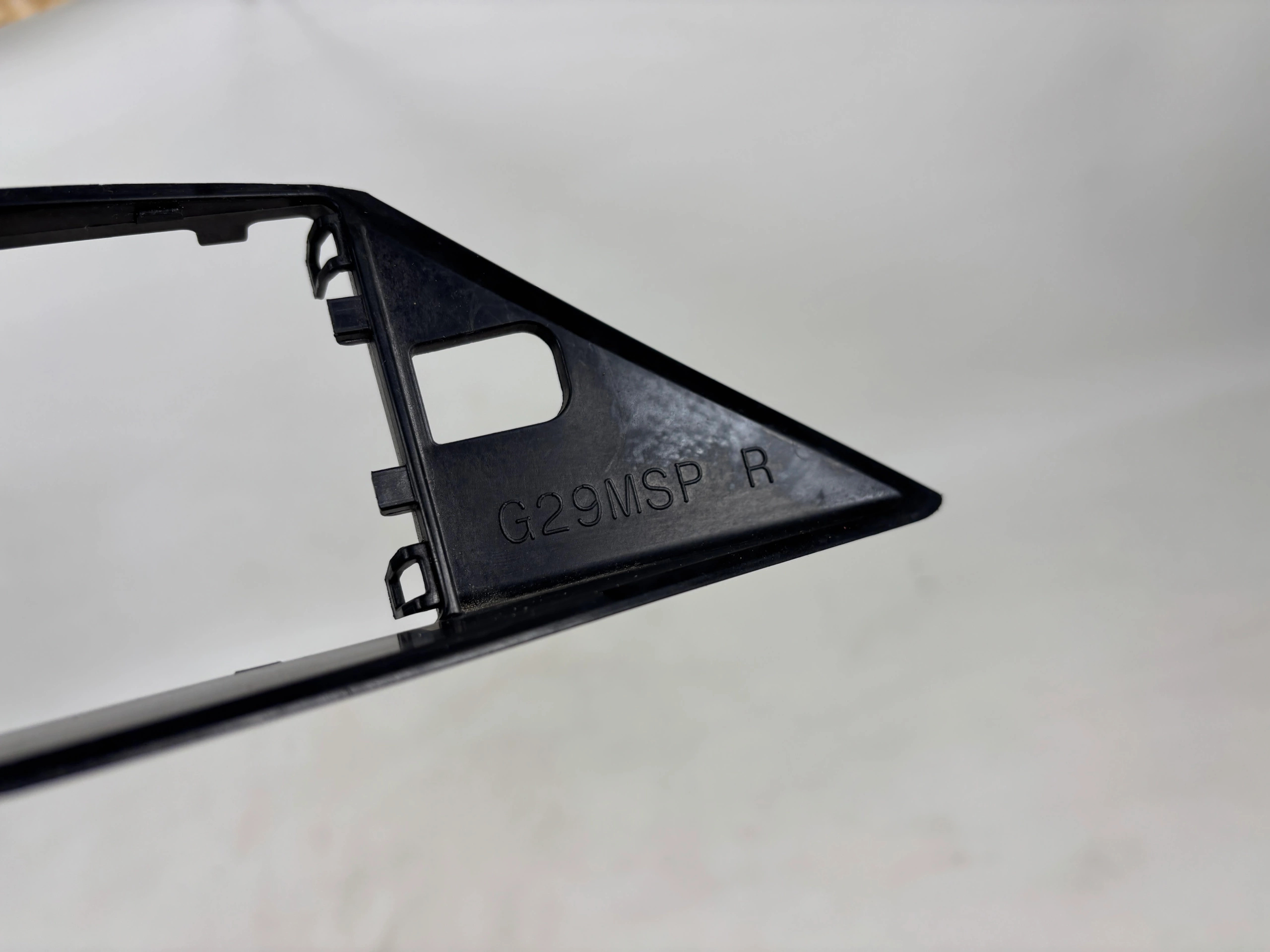 BMW Z4 G29 pipe end absorbera right 51128094420