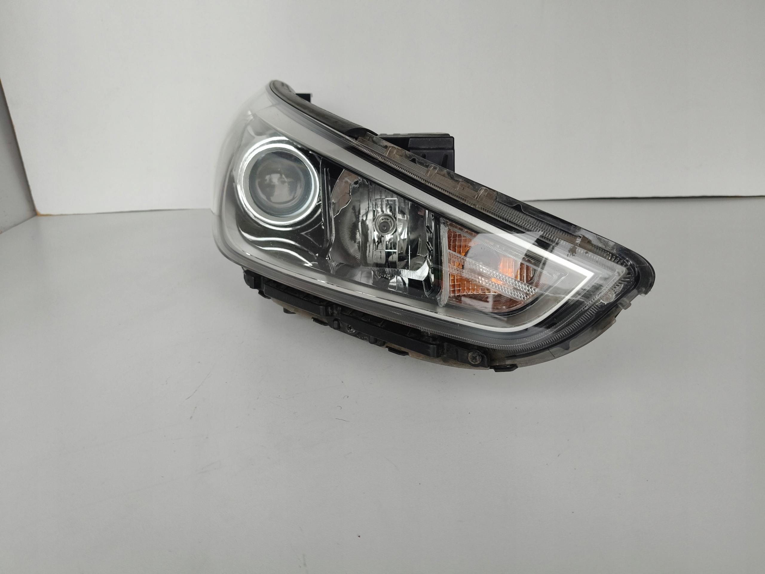 light right REFLEKTOR HYUNDAI I30 III 17- Z DOSWIETLENIEM